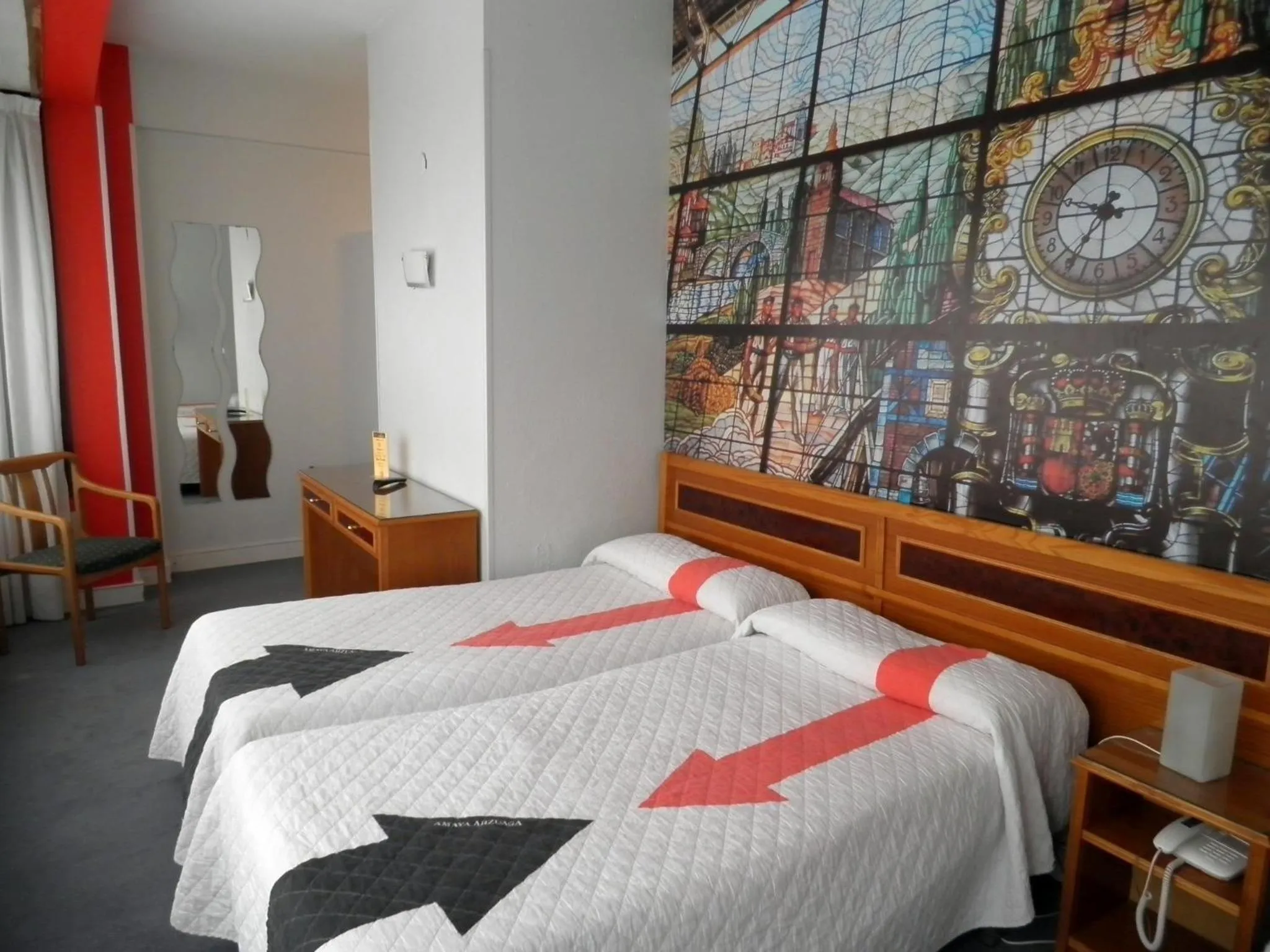 Photo of the whole room, Bed in Hotel Photo Zabalburu