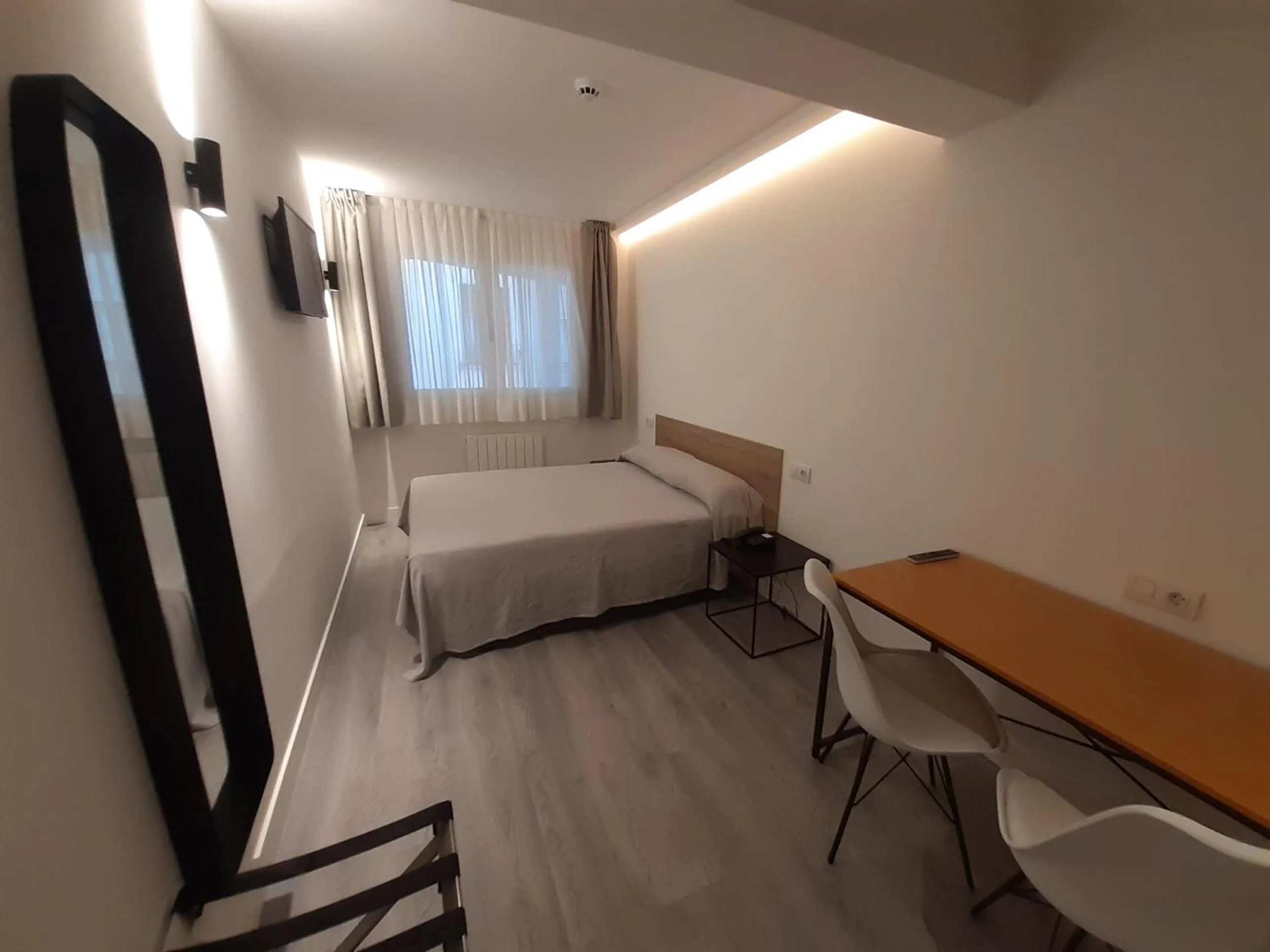 Bedroom, Bed in Hotel Photo Zabalburu