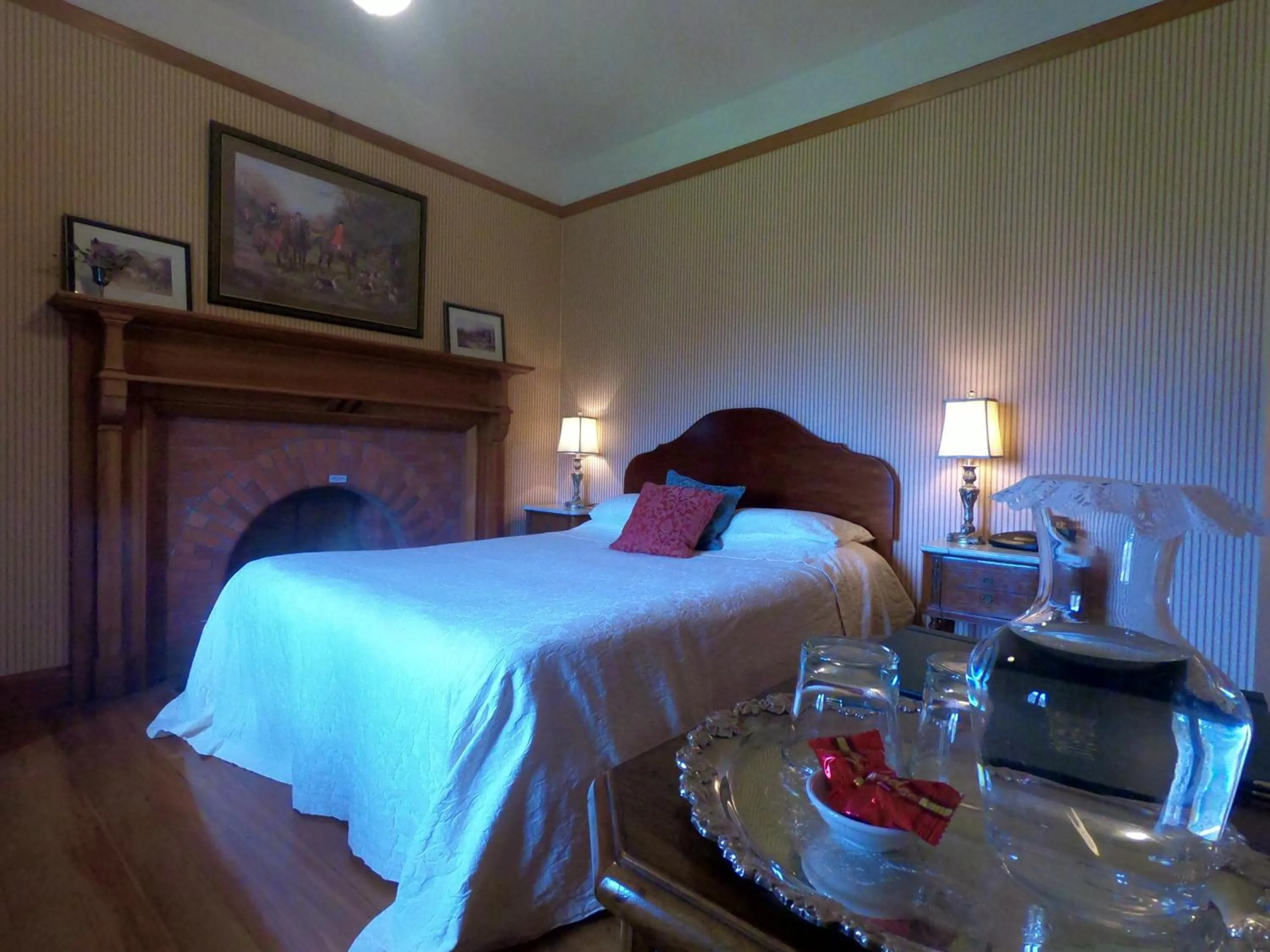 Garden view, Bed in Gunyah Country Estate