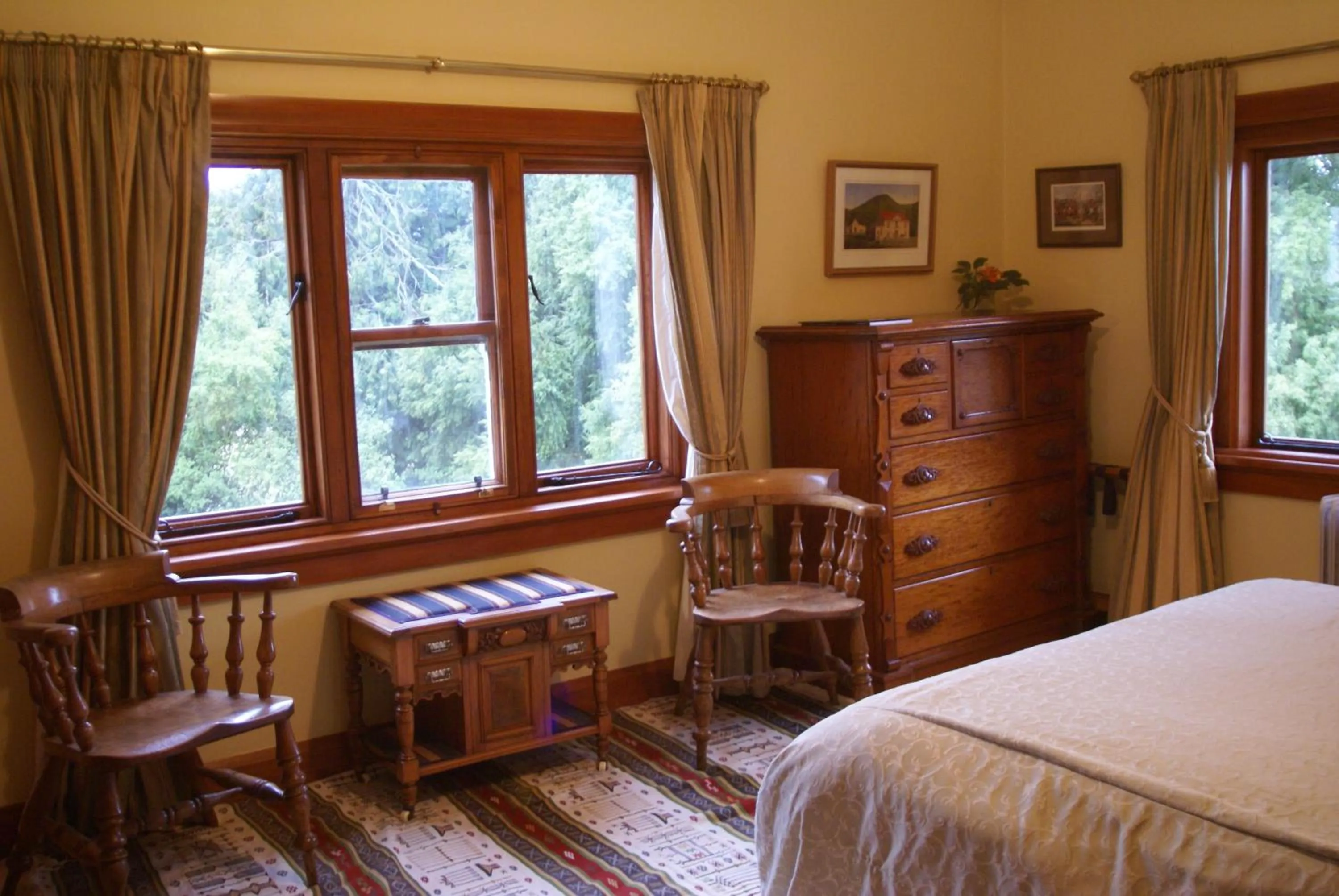 Bed in Gunyah Country Estate