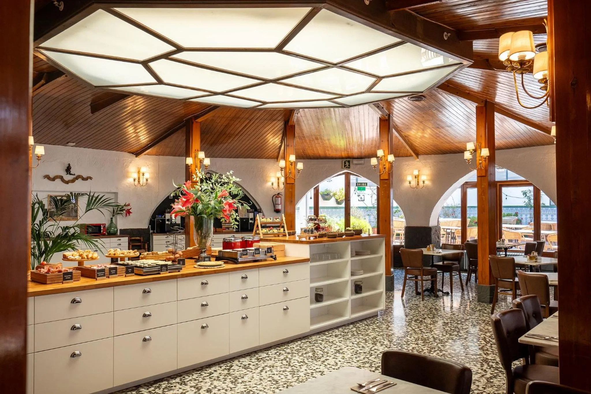 Breakfast in Mesón Castilla Atiram Hotels