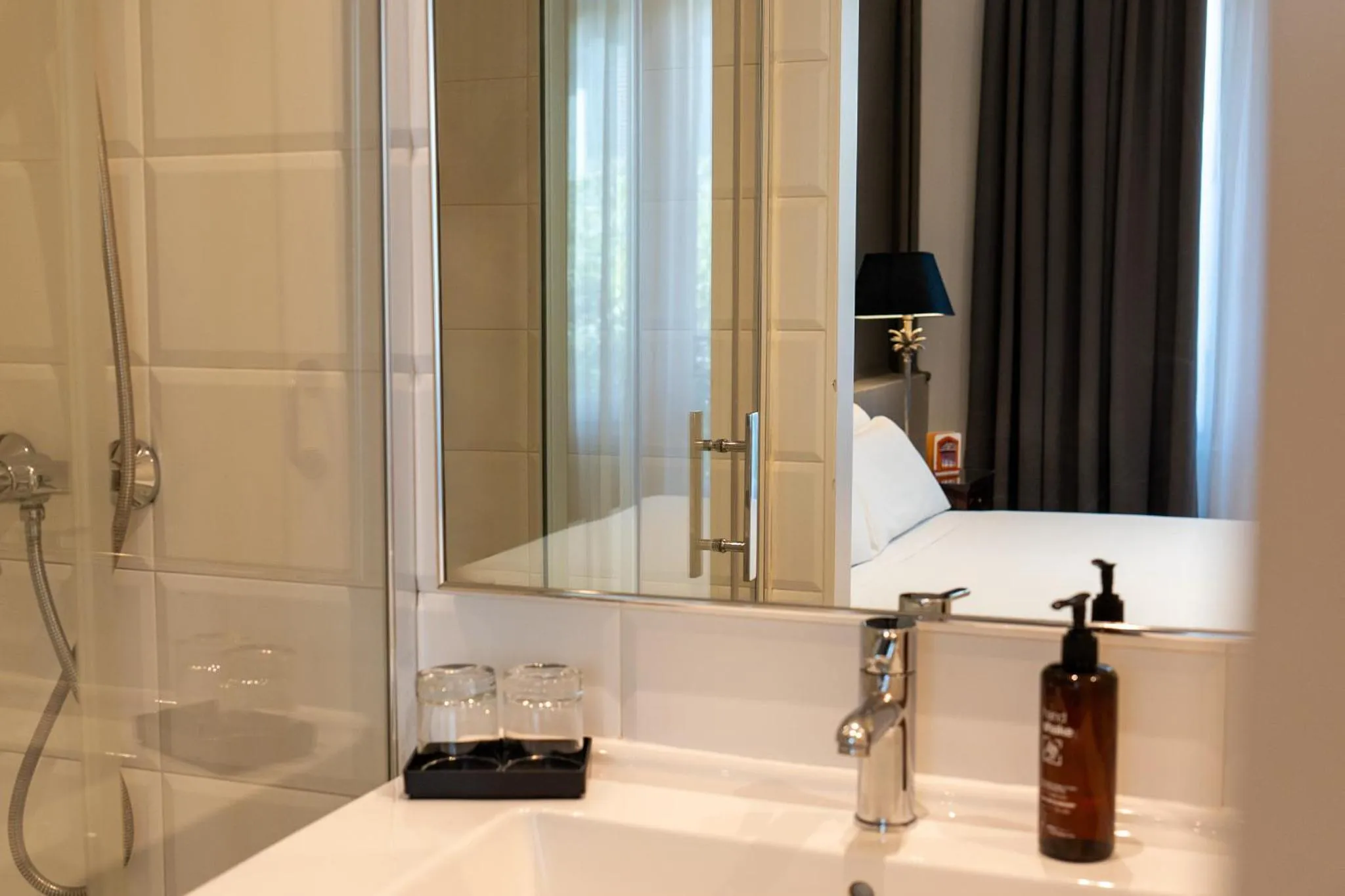 Bathroom in Mesón Castilla Atiram Hotels