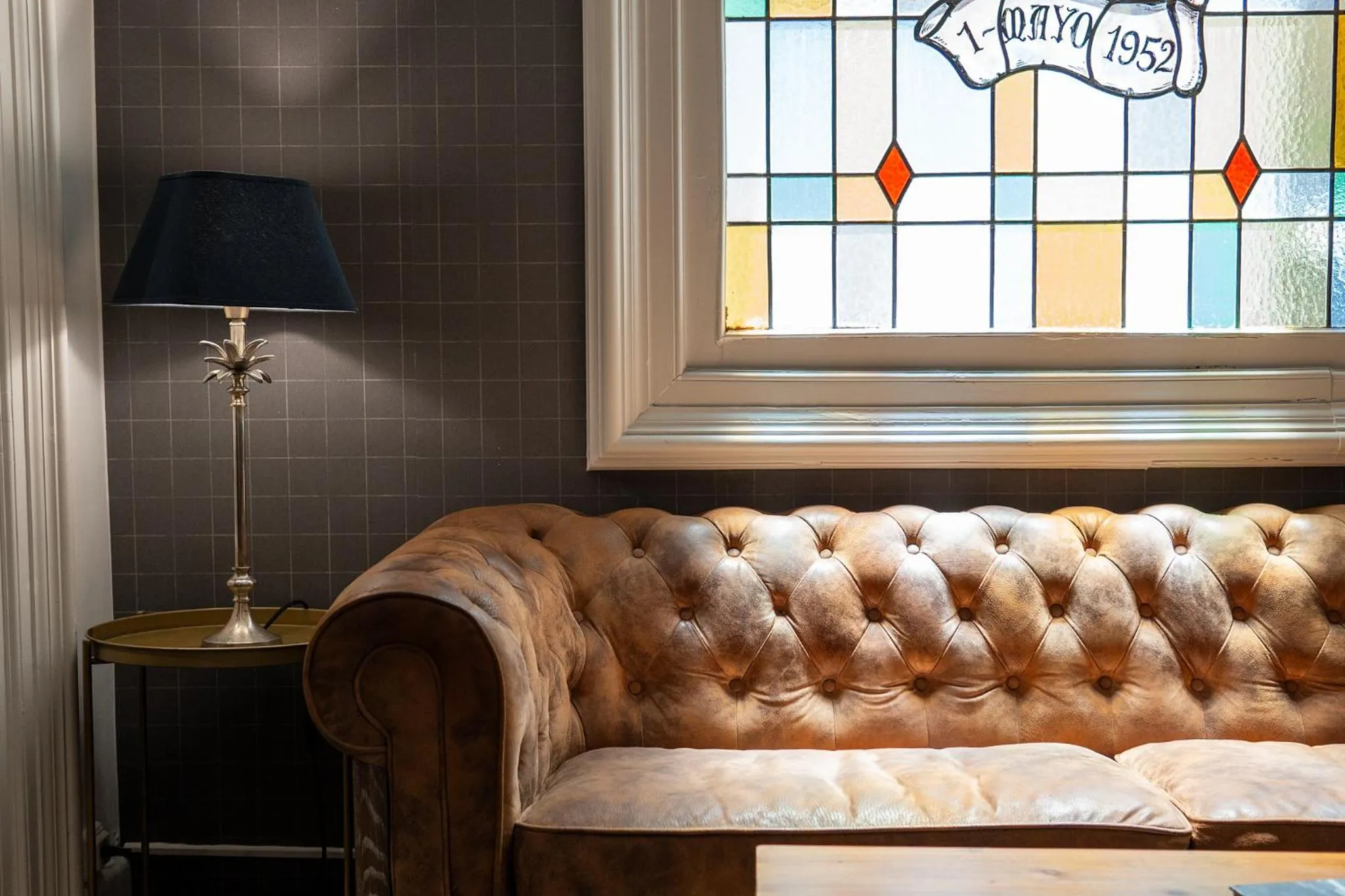 Living room in Mesón Castilla Atiram Hotels