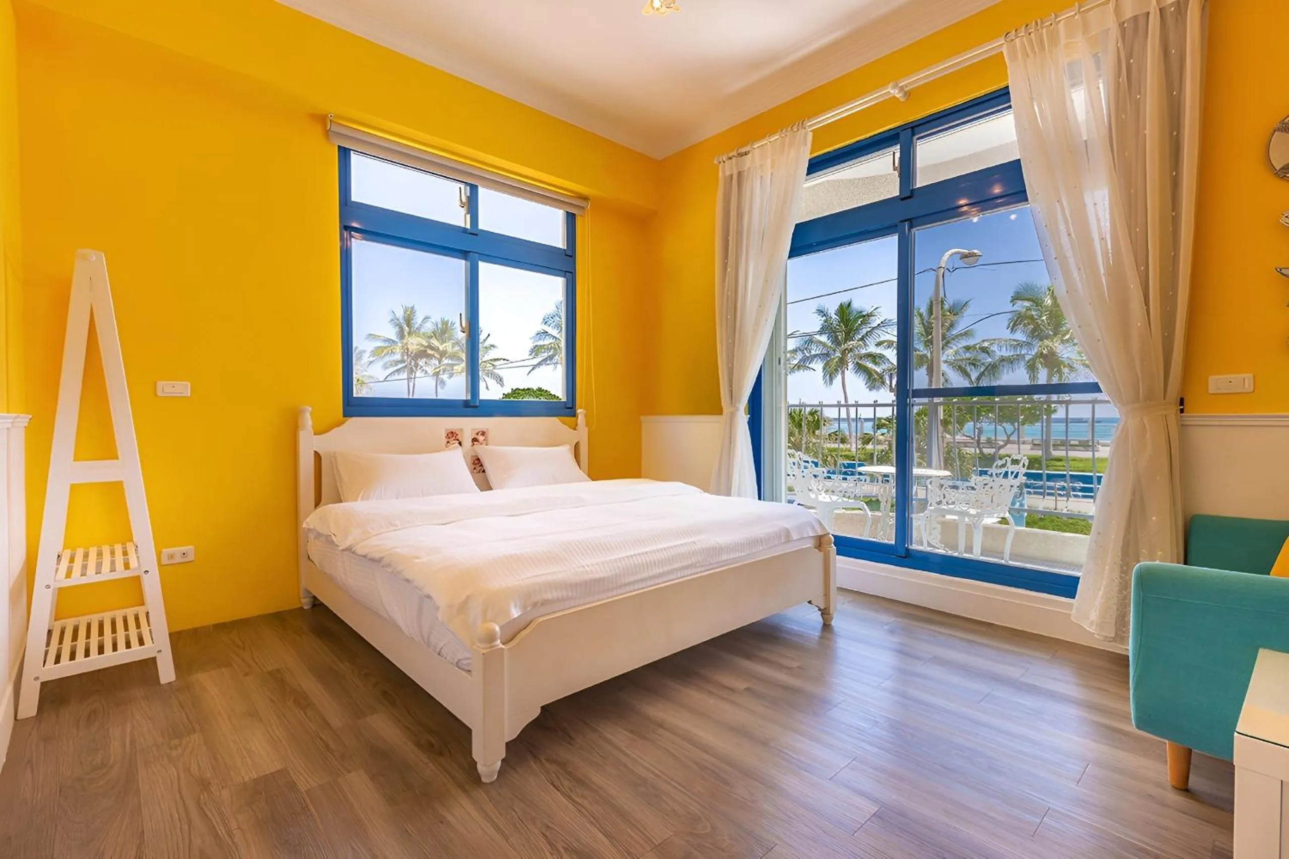 Bed in White Sand Homestay