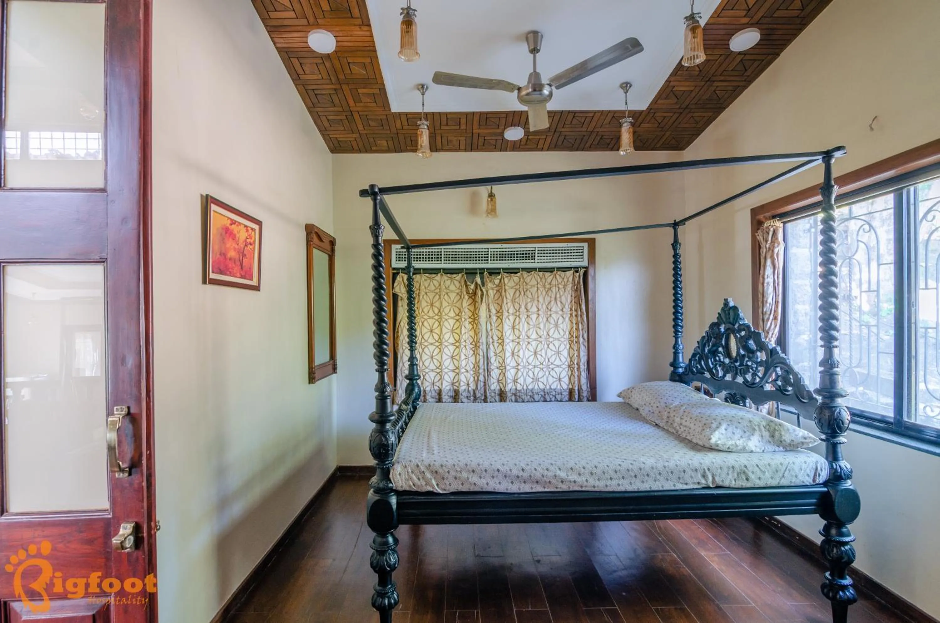 Bed in Ekayana Resorts and Agri Tourism, Mulshi