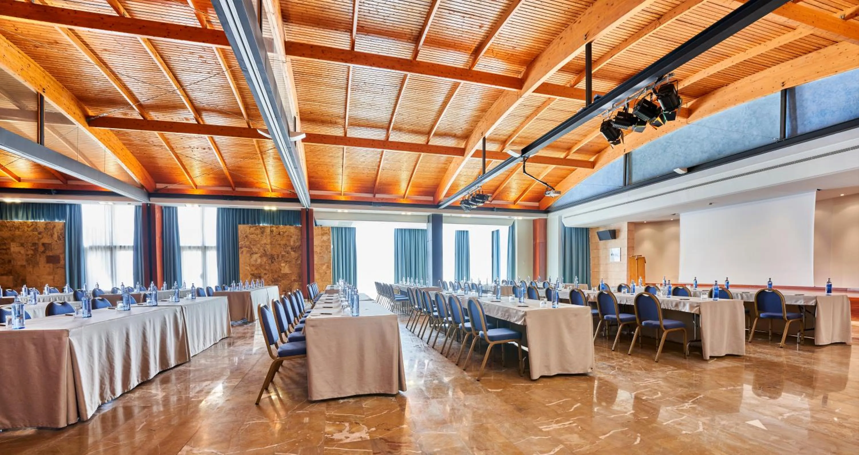 Meeting/conference room in Insotel Punta Prima Resort