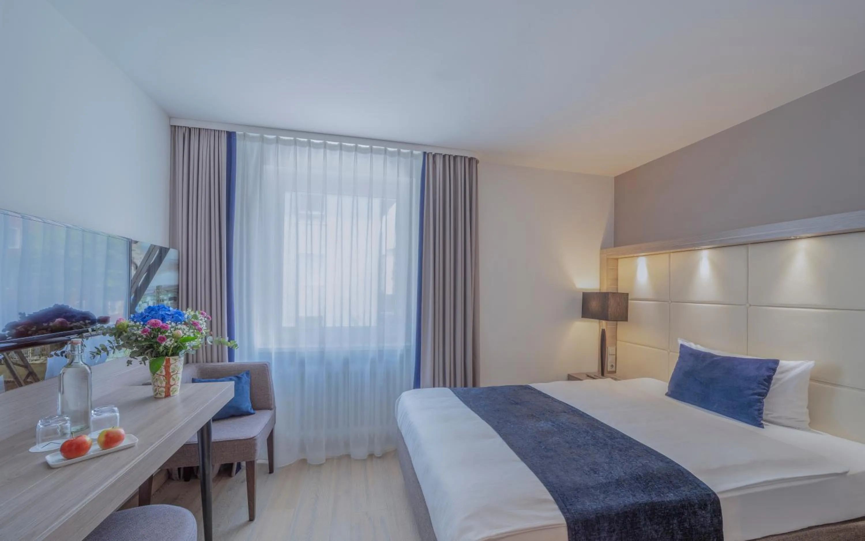 Bed in The Alex Hotel