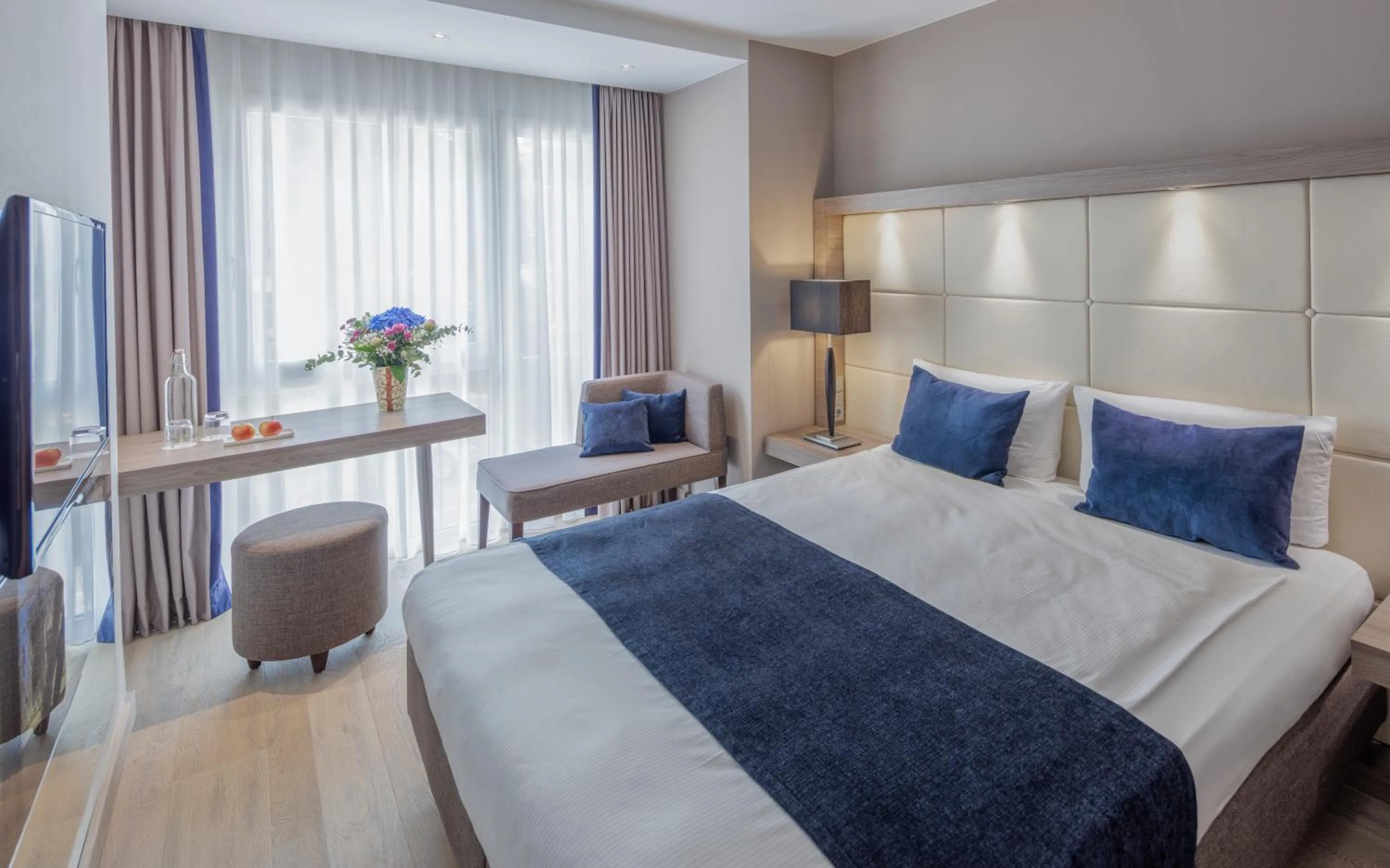 Bed in The Alex Hotel