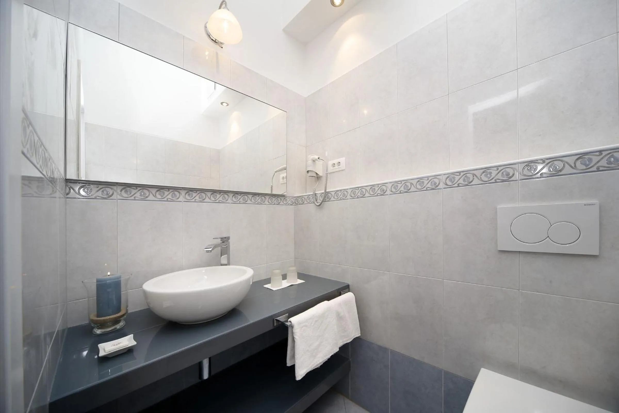 Bathroom in Garni Villa Tyrol - Adults Only