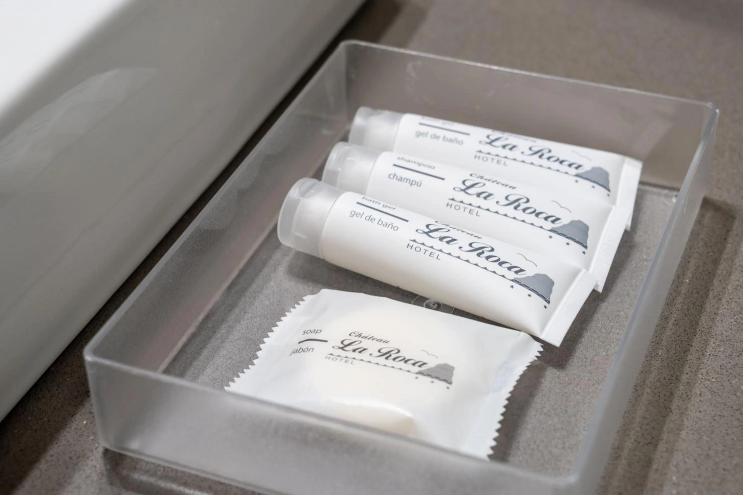 Toilet in Chateau La Roca