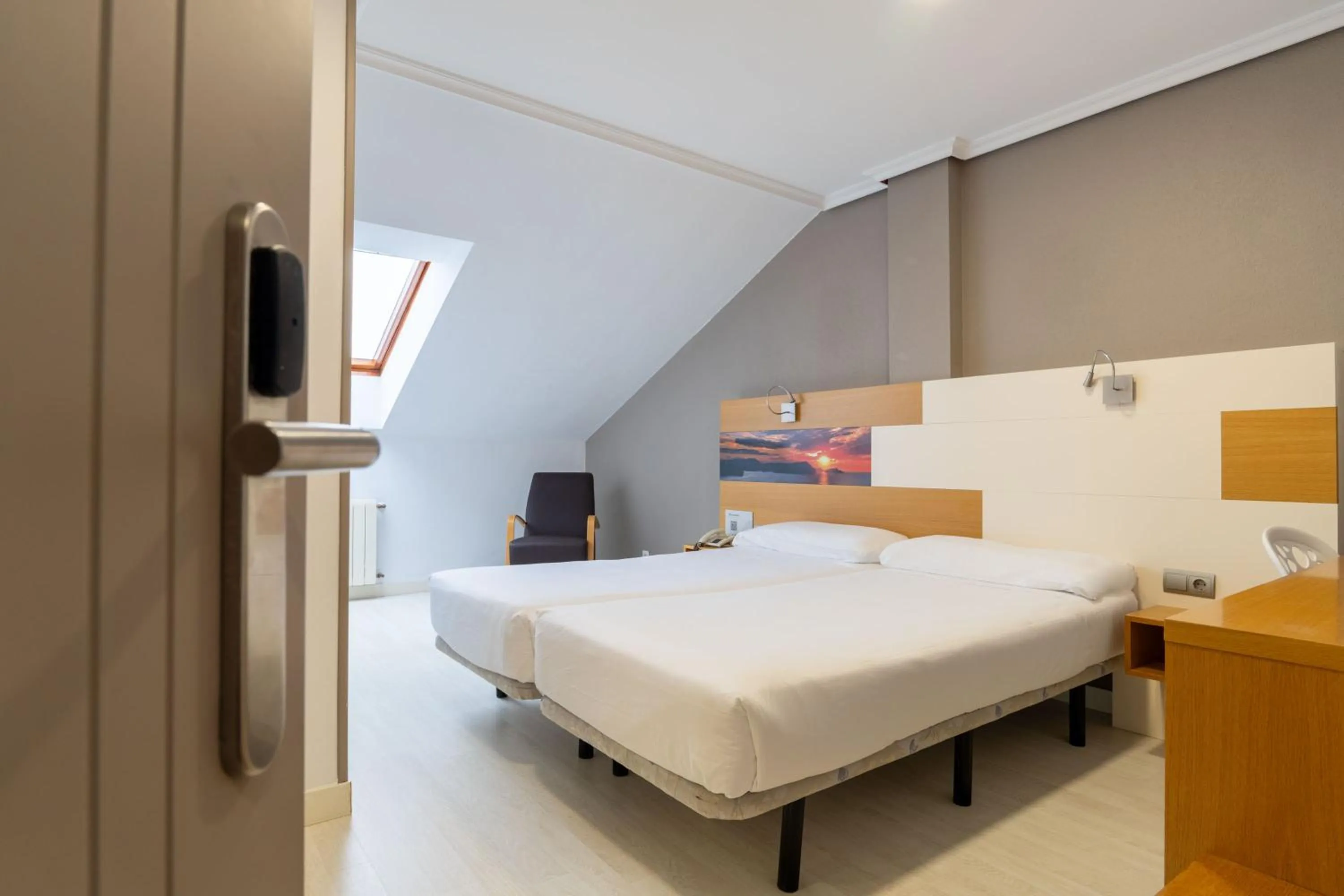 Bedroom, Bed in Chateau La Roca