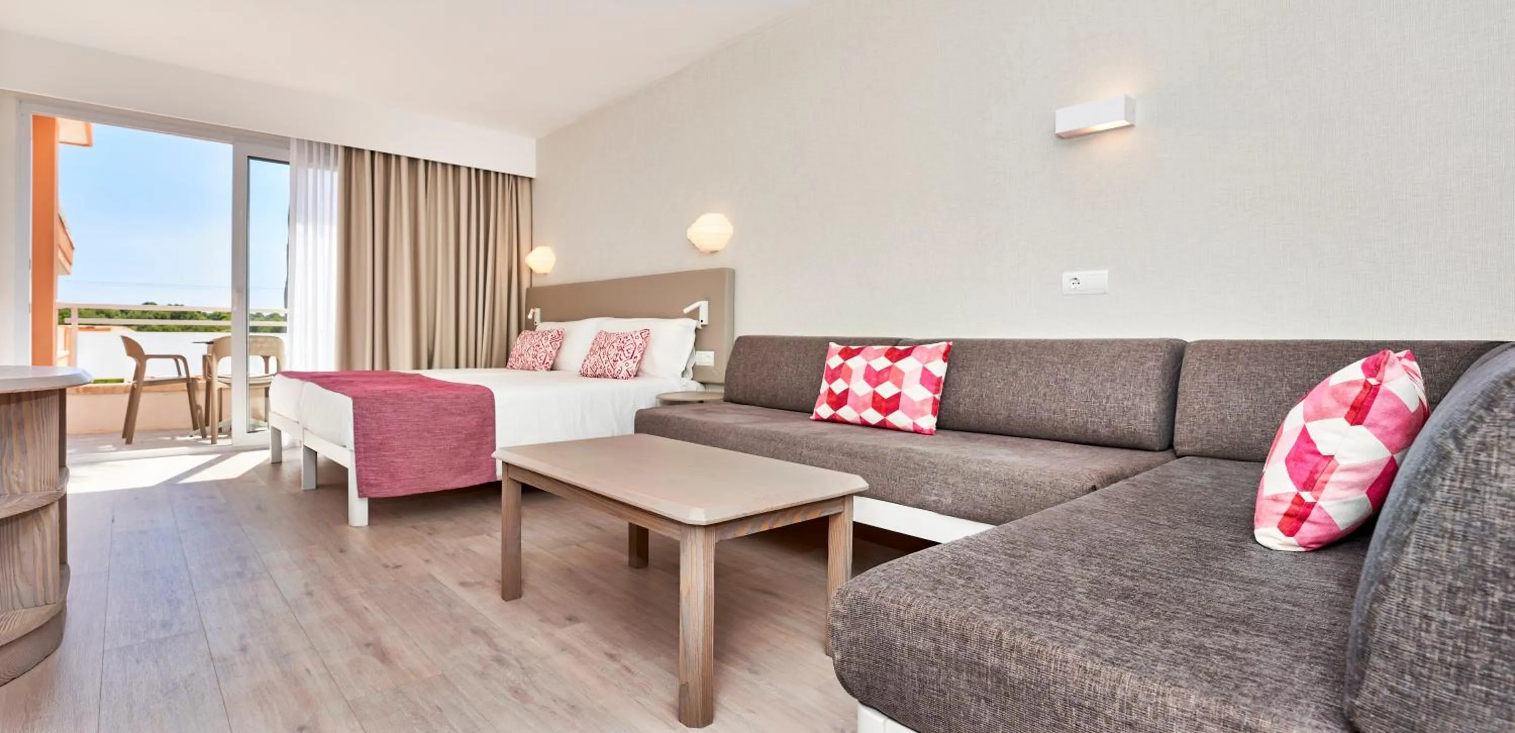 Photo of the whole room in Insotel Cala Mandia Resort