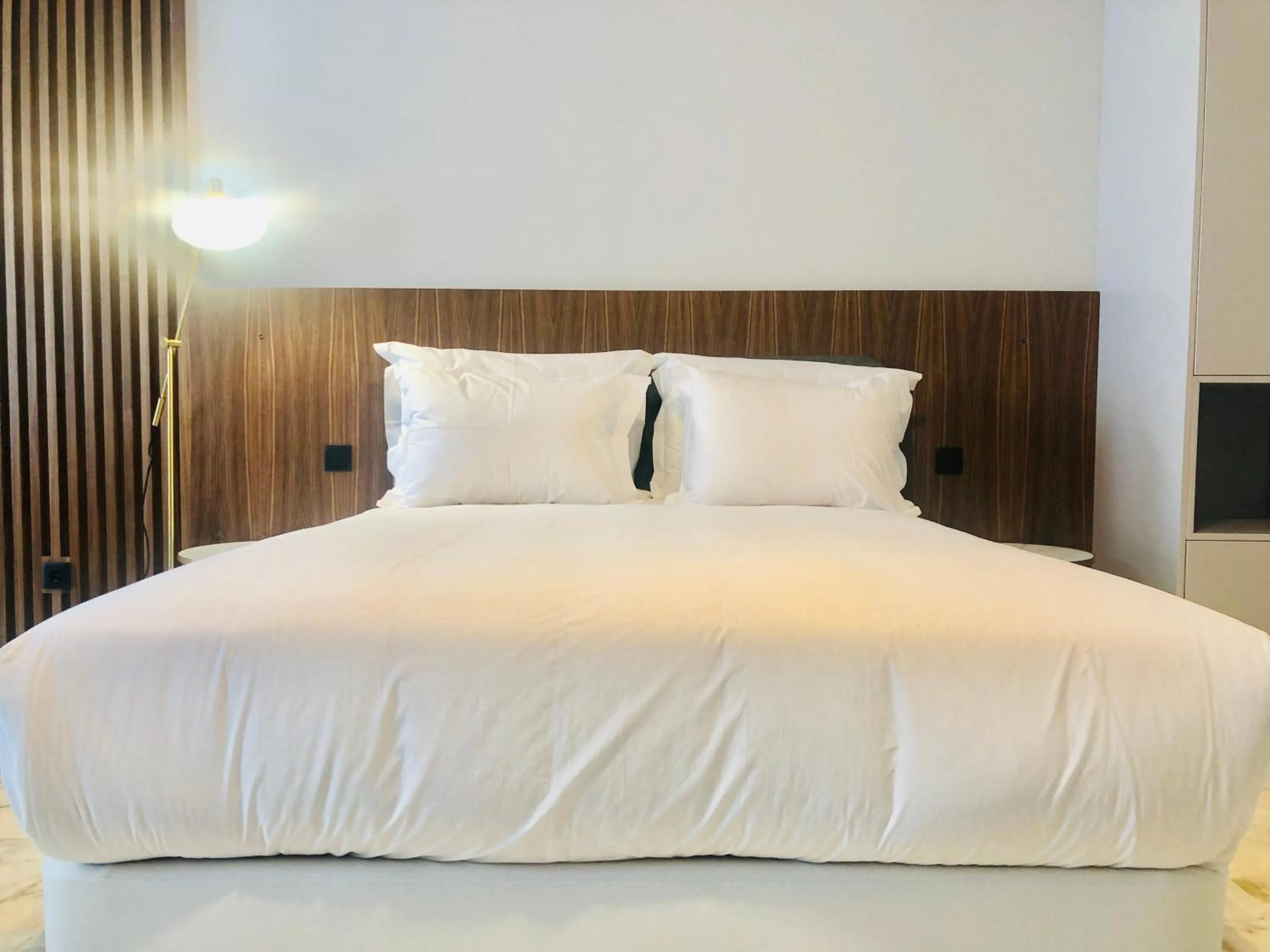 Bed in YOUROPO - Downtown