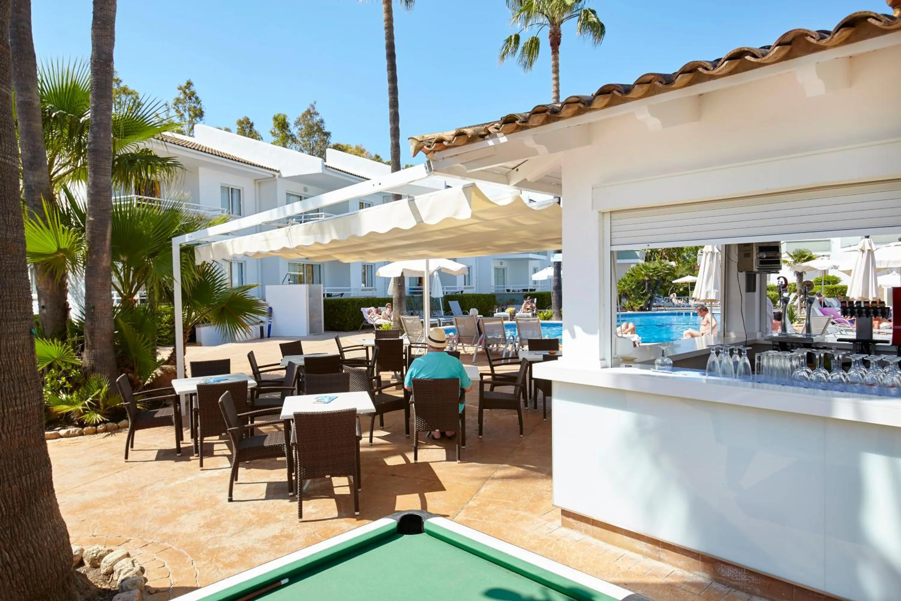 Lounge or bar in Universal Aparthotel Elisa