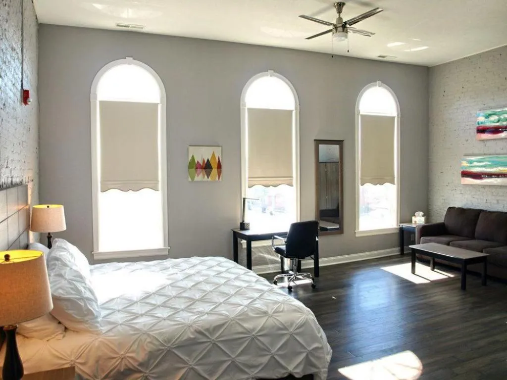 Bedroom, Bed in Cornerstone Inn