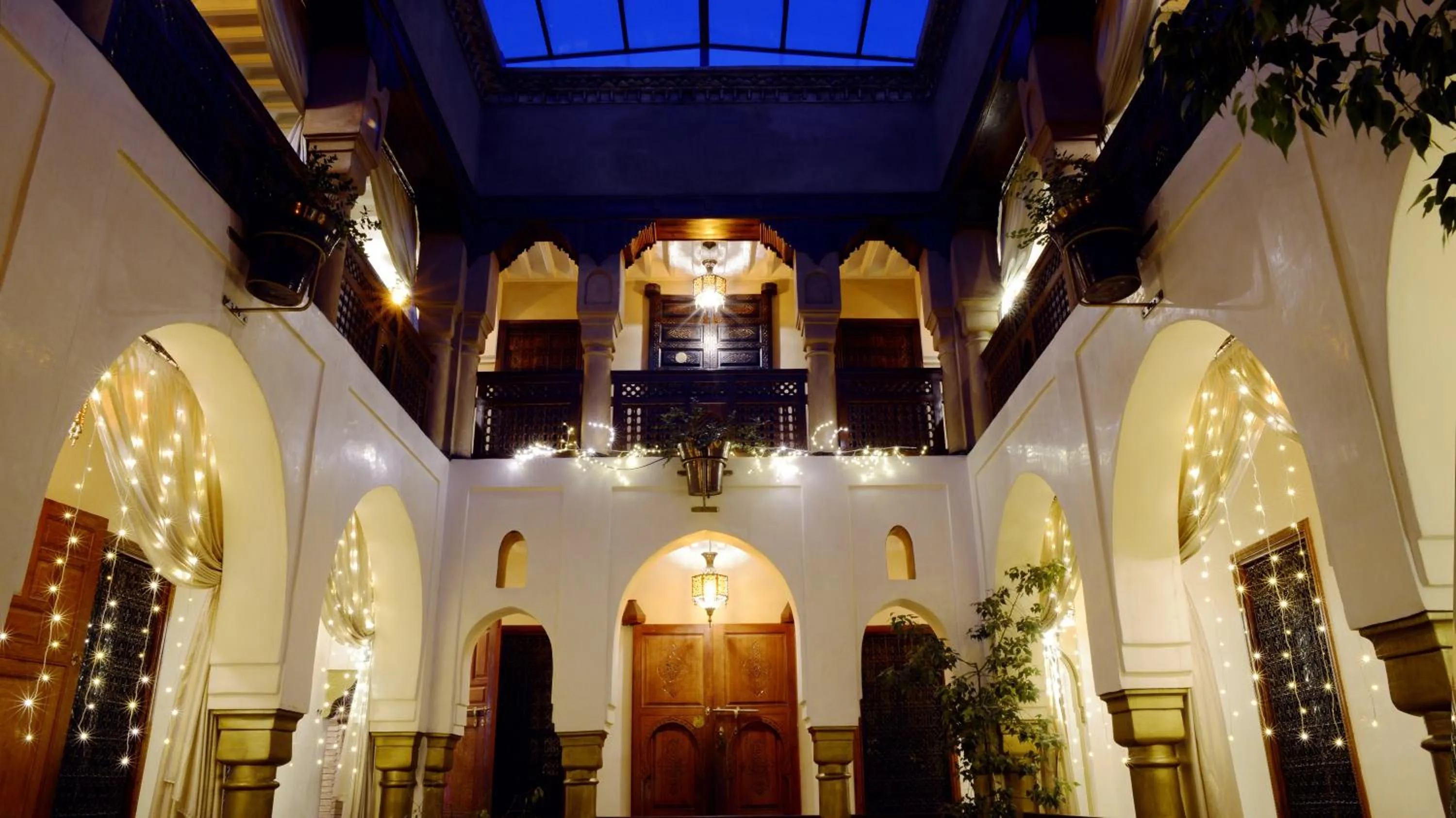 Property building in Riad Wow