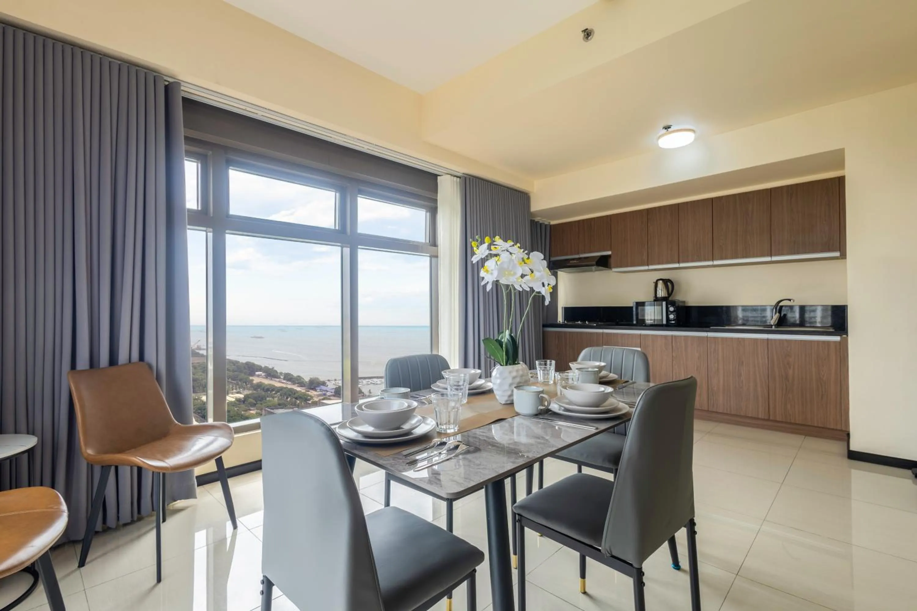 Two-Bedroom Apartment with Bay View in The Radiance Manila Bay