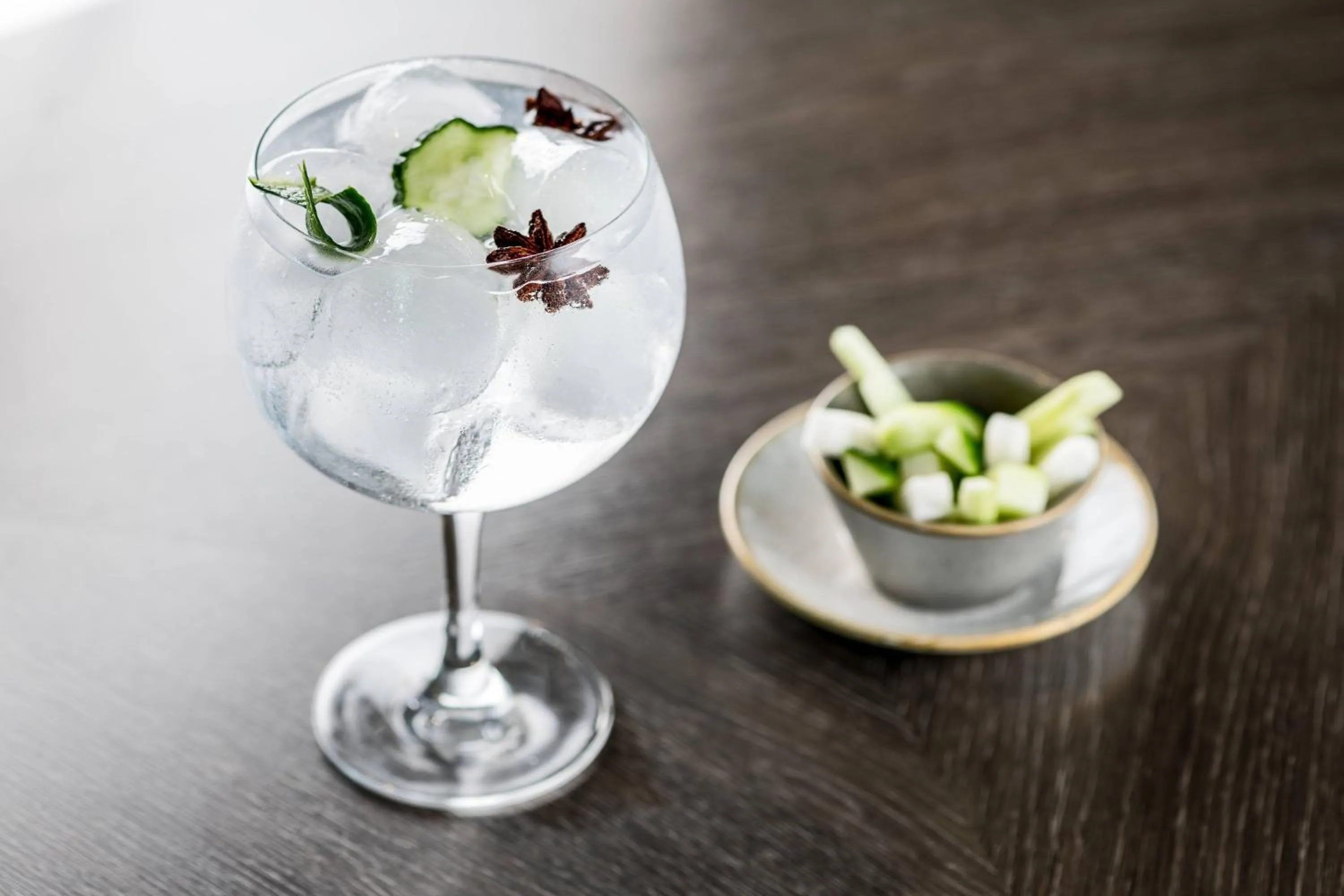 Lounge or bar in AC Hotel La Línea by Marriott