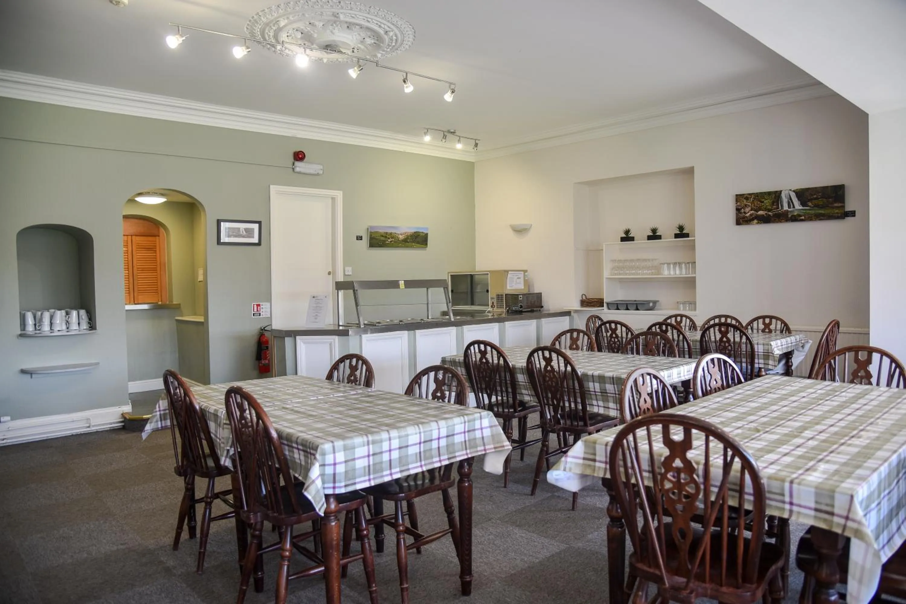 Restaurant/places to eat in Ingleton Hostel
