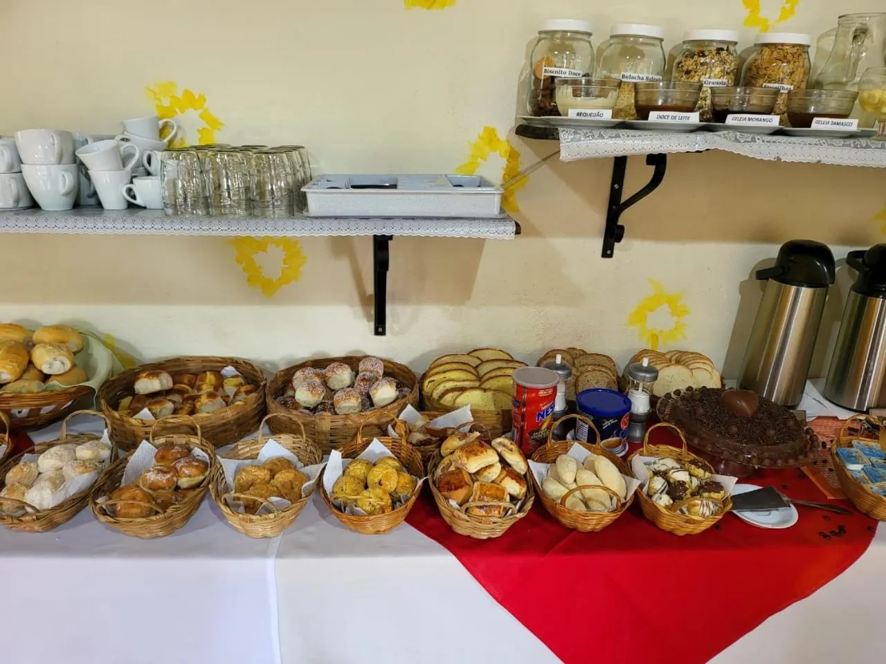 Breakfast in Pousada Atalaia