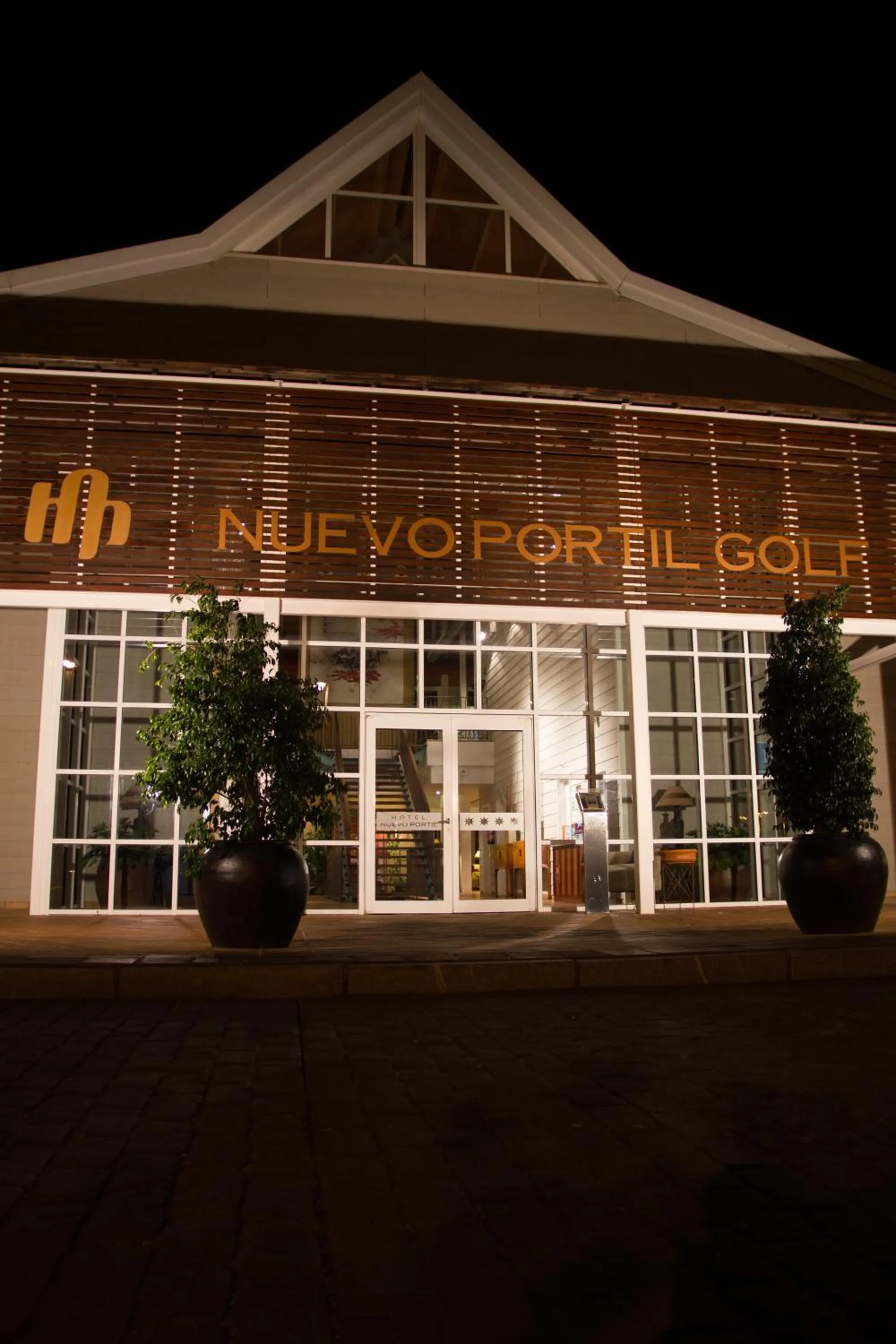 Facade/entrance in Hotel Nuevo Portil Golf
