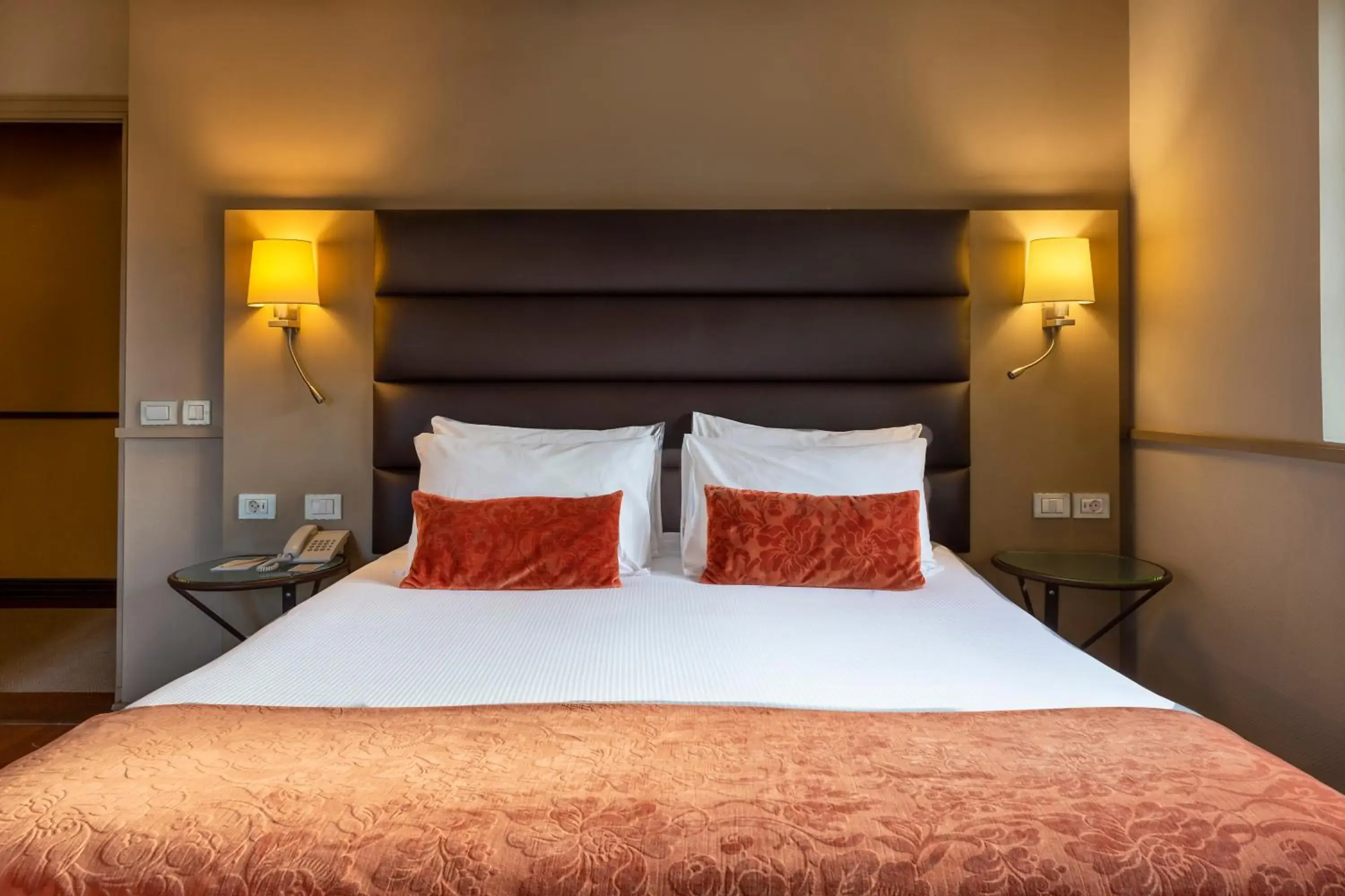 Superior Double or Twin Room in Hospes Palacio de San Esteban, a Member of Design Hotels Superior Double or Twin Room in Hospes Palacio de San Esteban, a Member of Design Hotels