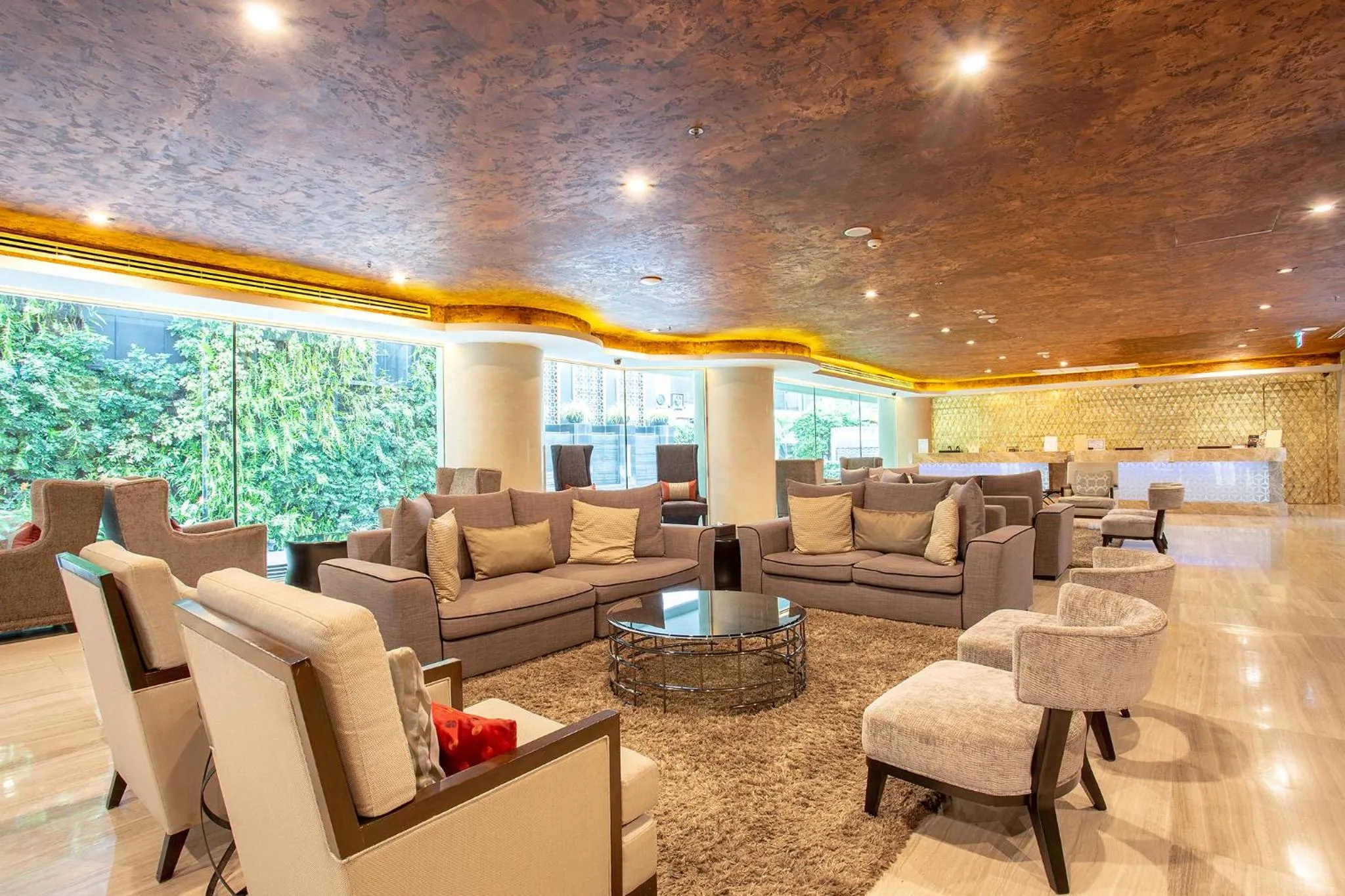 Graceland Bangkok by Grace Hotel - SHA Extra Plus