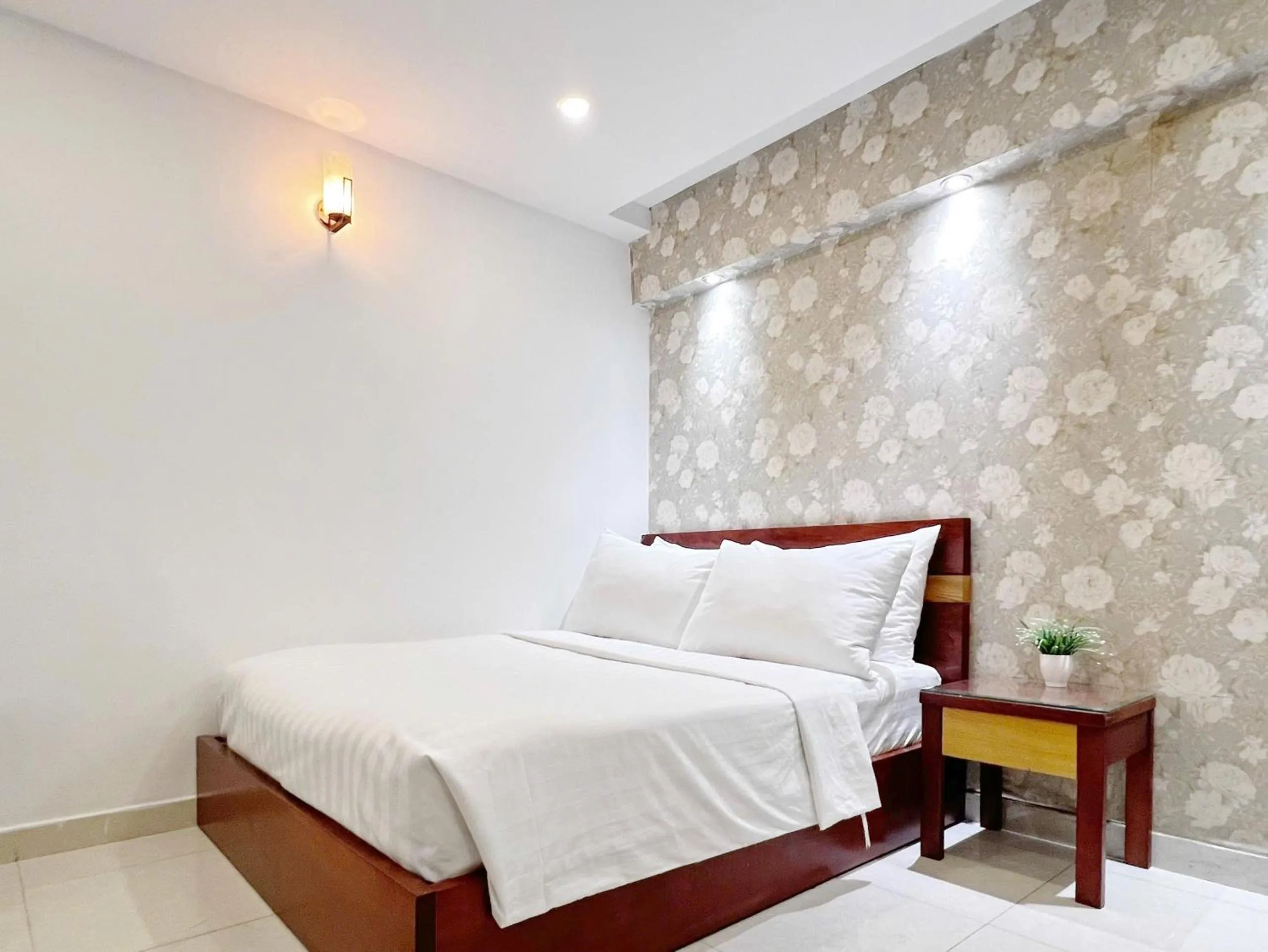 Bed in SaiGon Europe Hotel