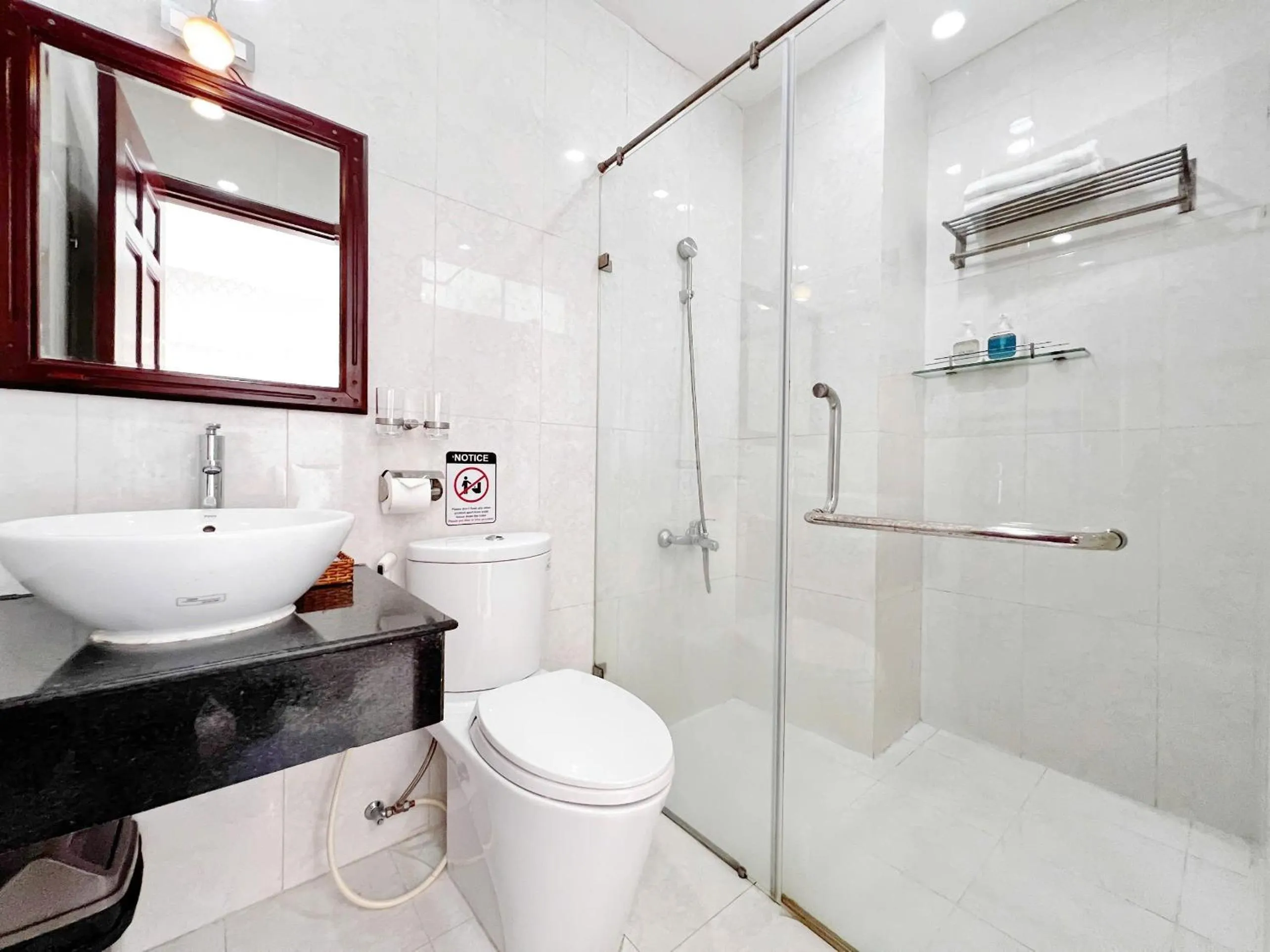 Property building in SaiGon Europe Hotel