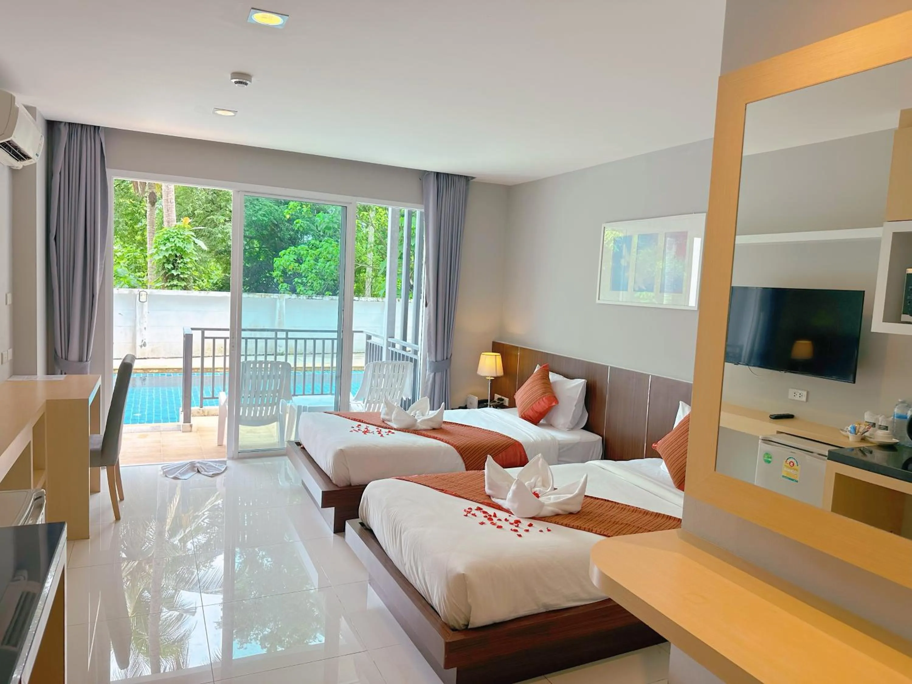 Balcony/Terrace, Bed in Ahad Suite Aonang