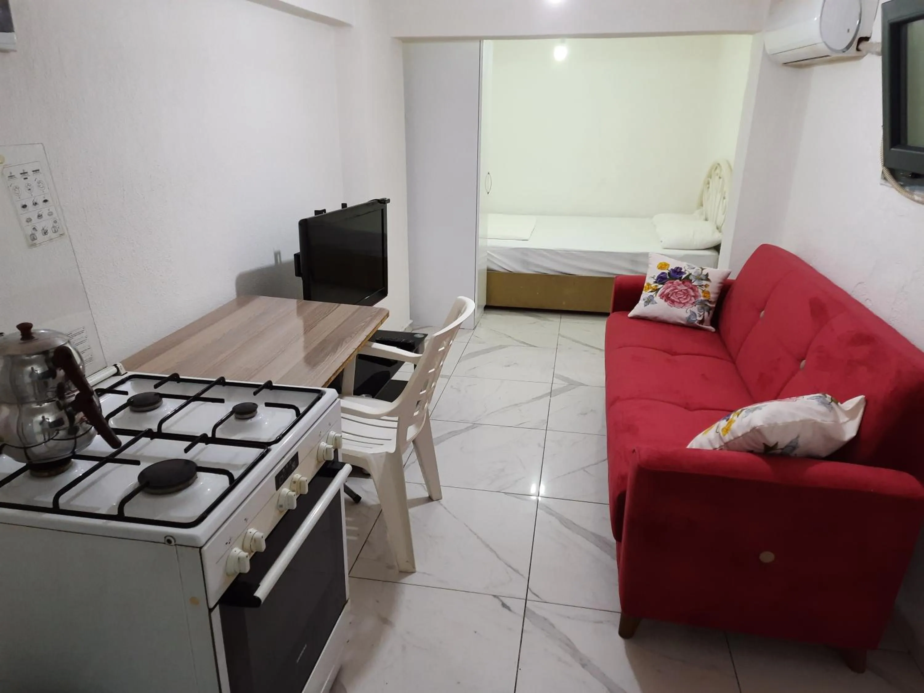 Bed in Çeşme holiday homes