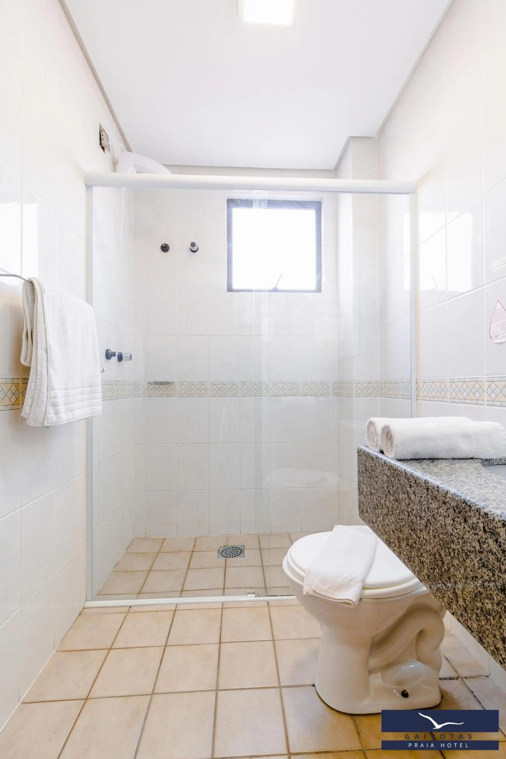Bathroom in Gaivotas Praia Hotel