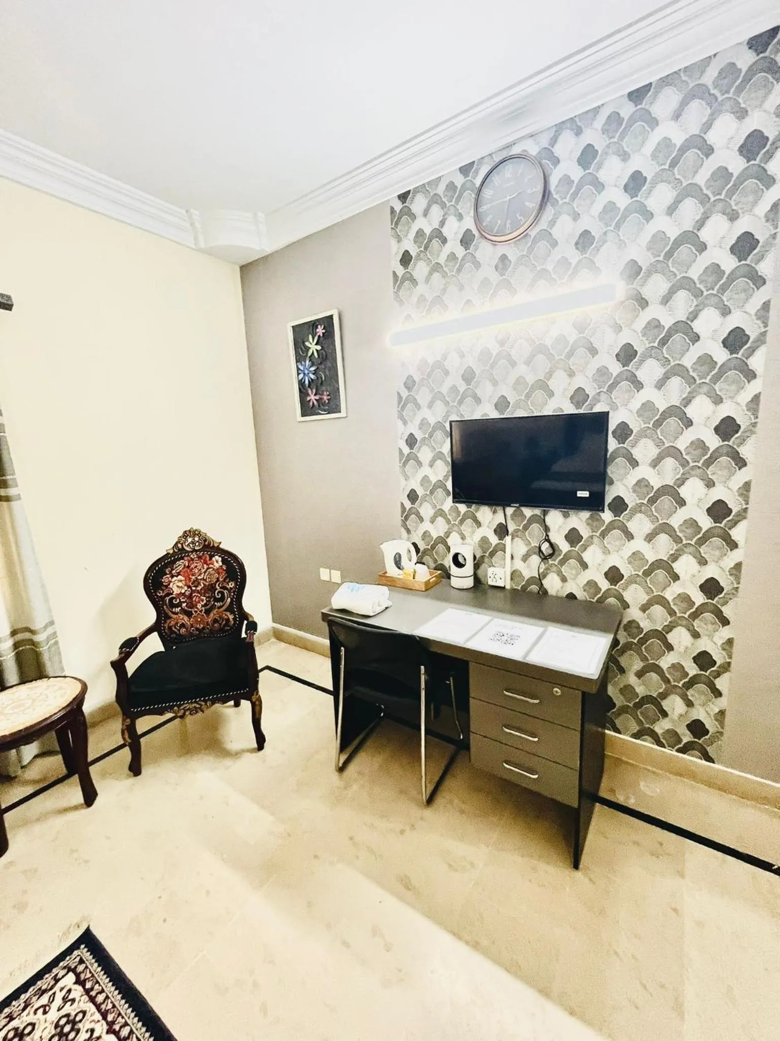 TV and multimedia in Waypoint Hotel