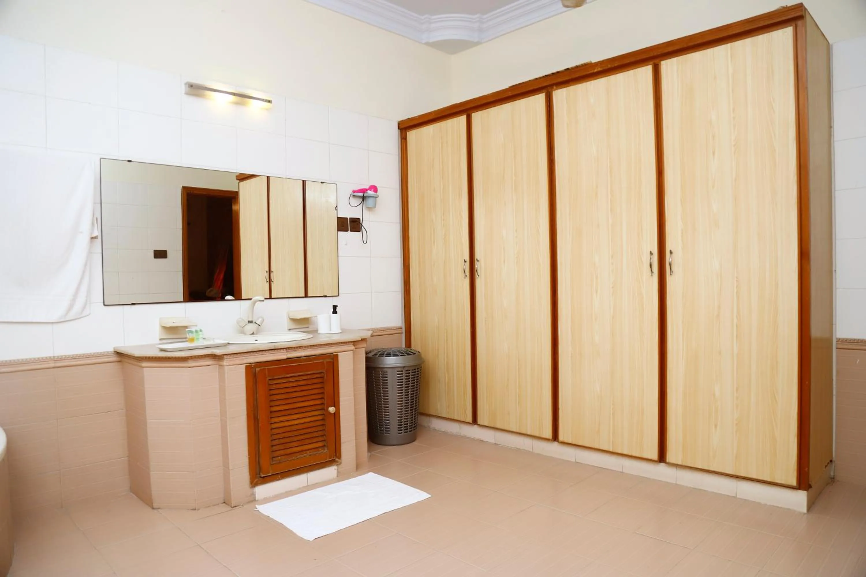 wardrobe in Waypoint Hotel