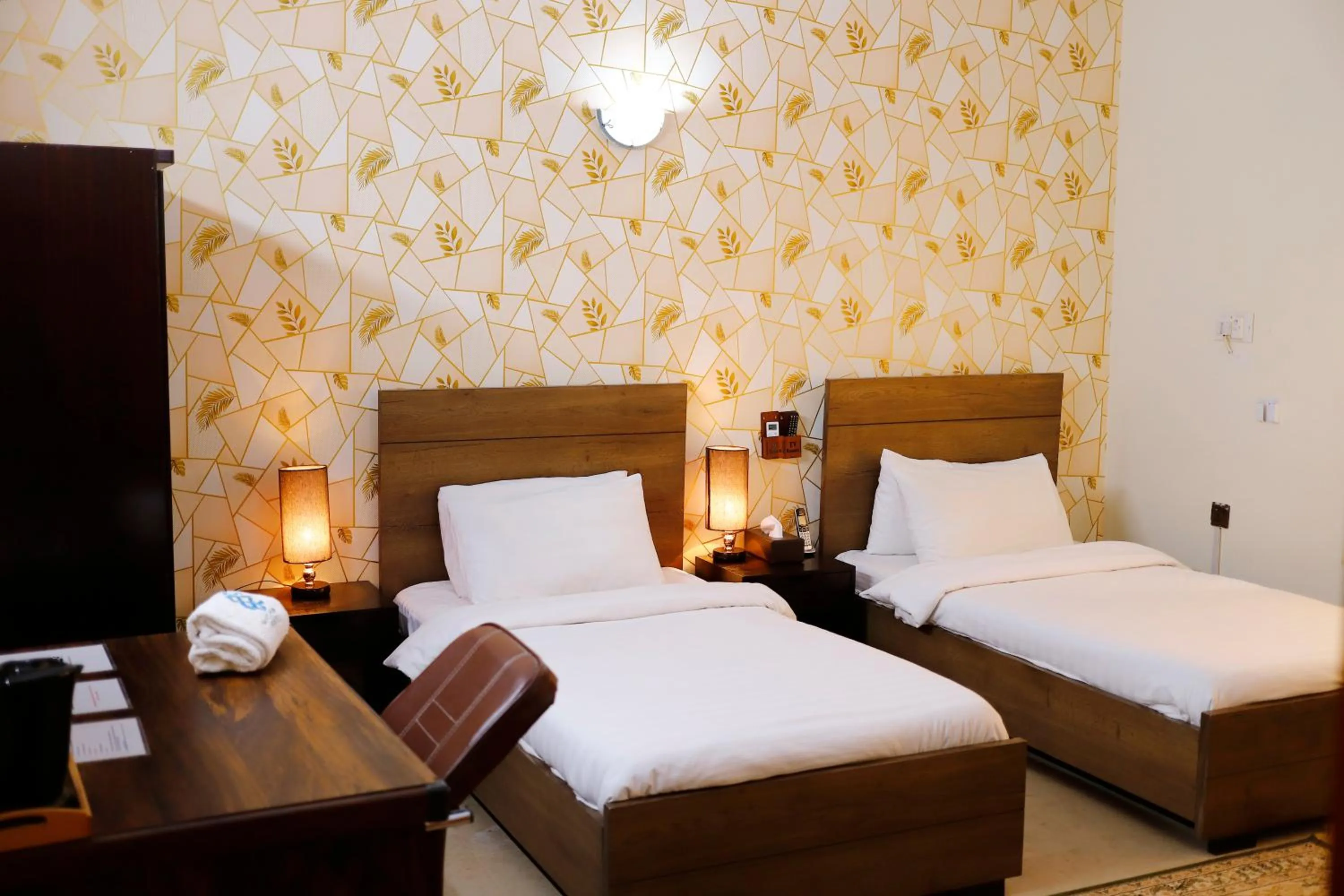 Bedroom, Bed in Waypoint Hotel