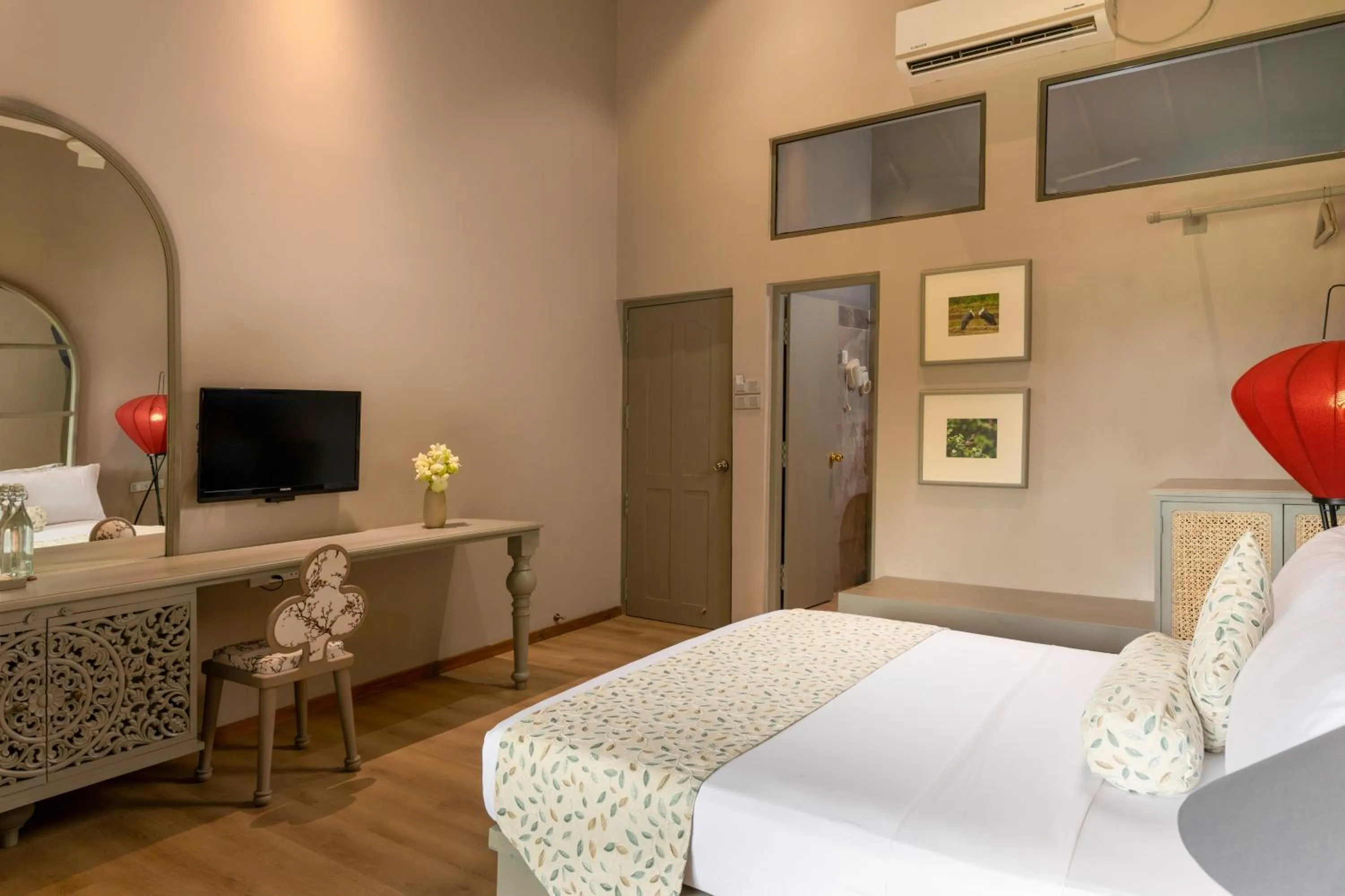 Bed in Mapakada Village - Mahiyanganaya