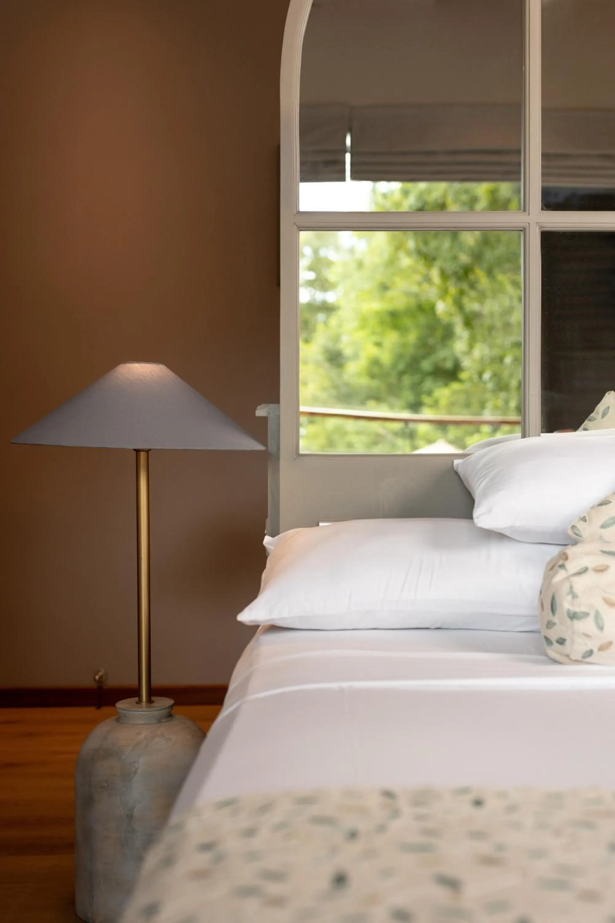 Bed in Mapakada Village - Mahiyanganaya