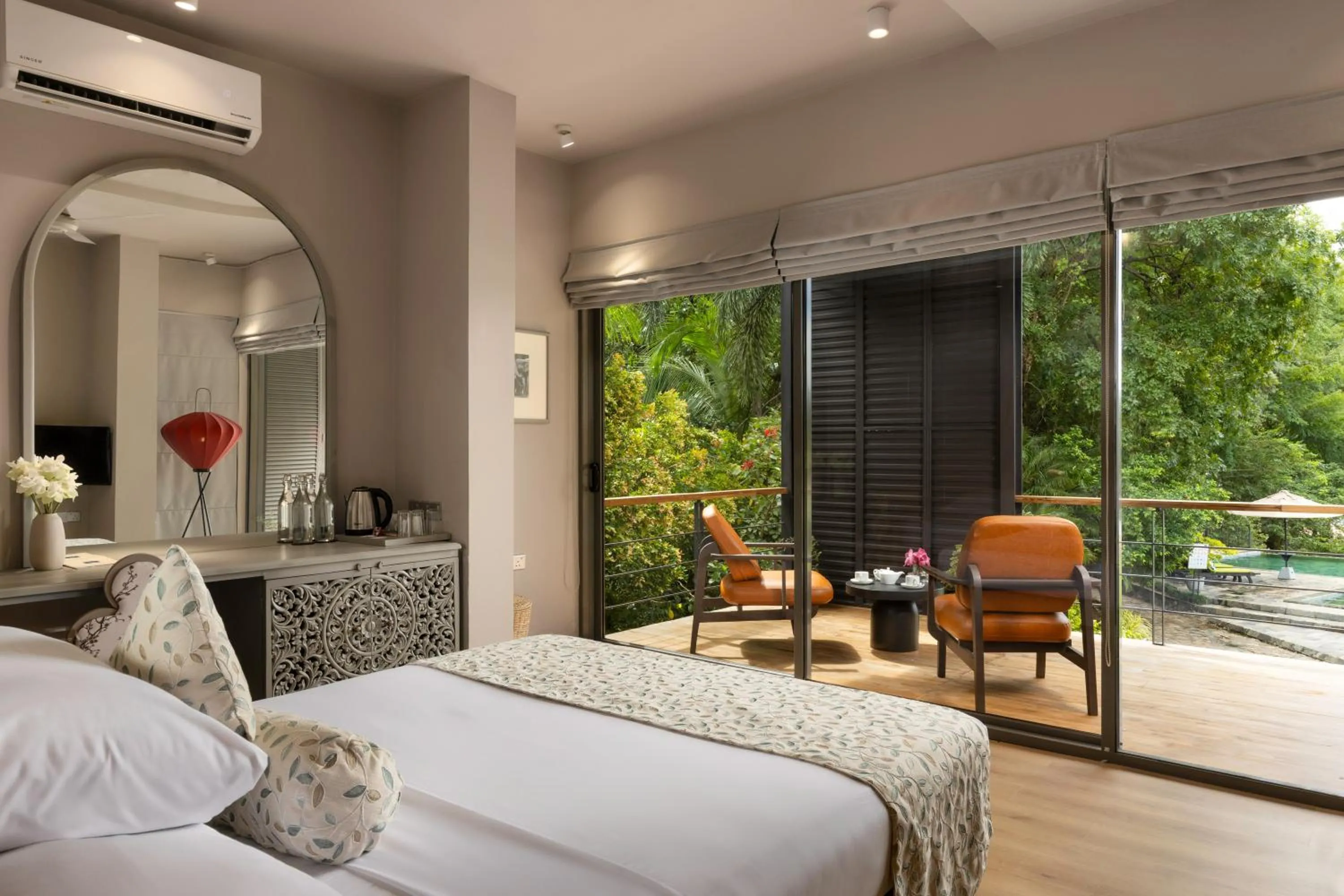 Bedroom, Bed in Mapakada Village - Mahiyanganaya