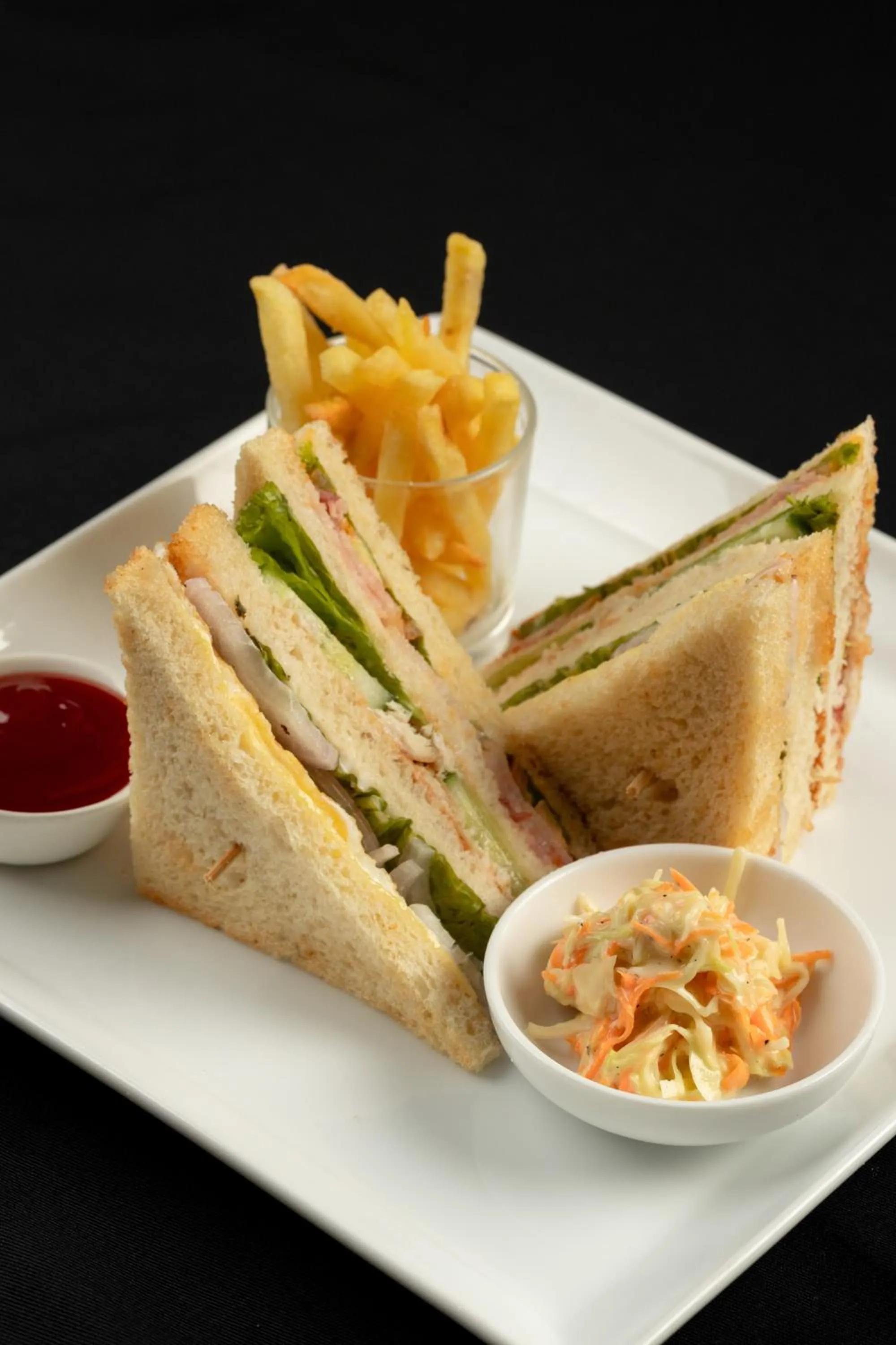 Food in Mapakada Village - Mahiyanganaya