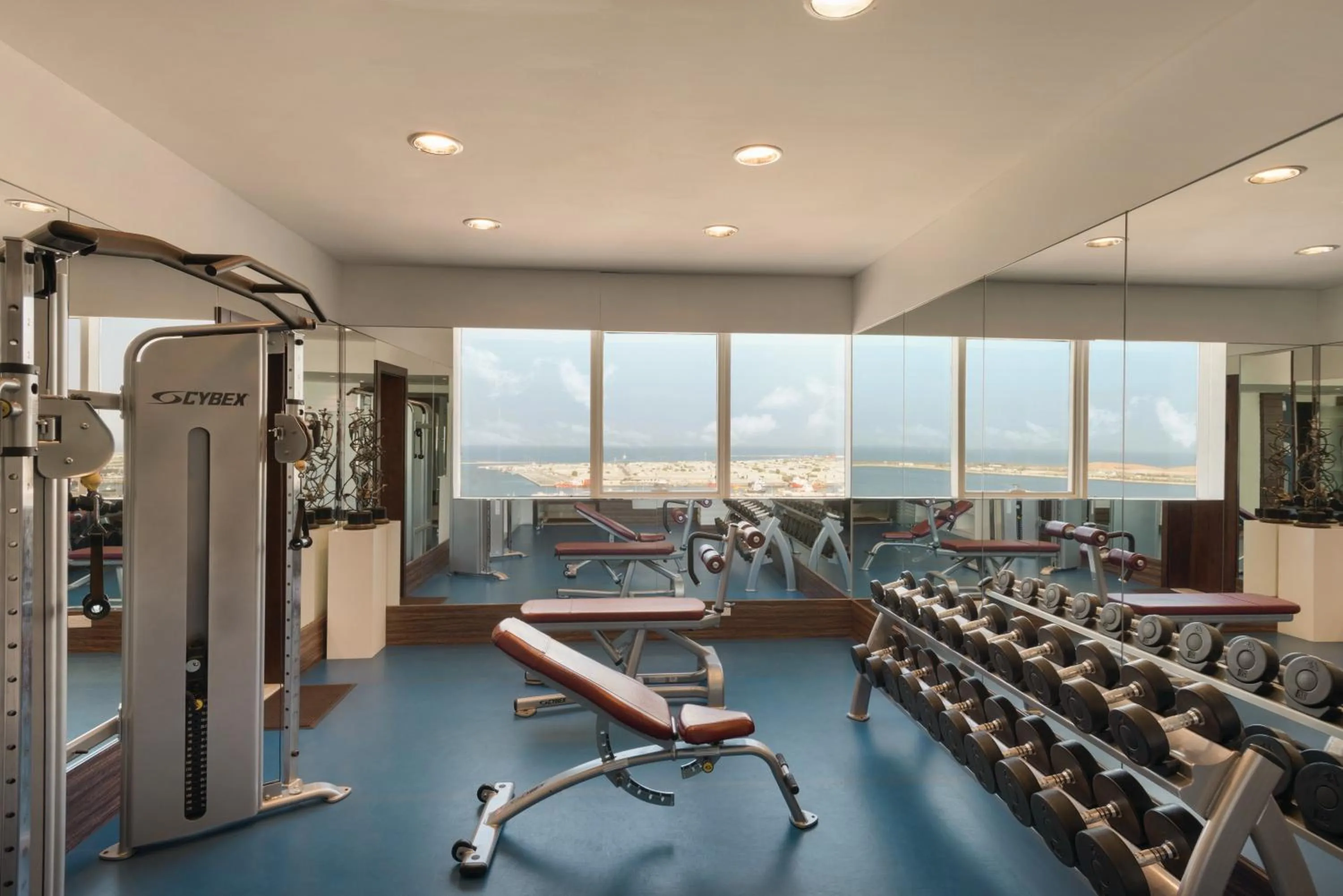 Fitness centre/facilities in Ramada Abu Dhabi Corniche