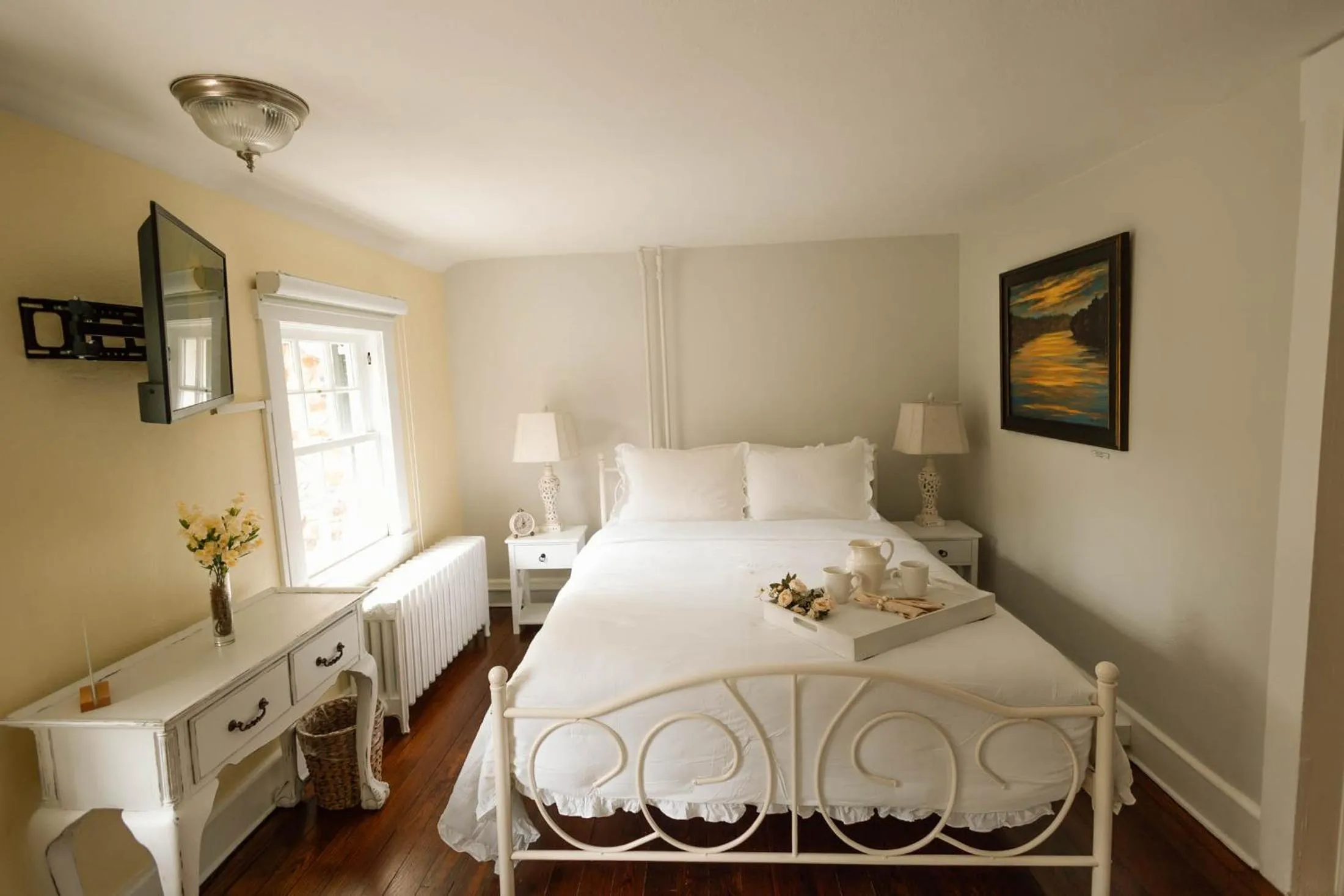 Bed in Chimney Hill Estate Inn