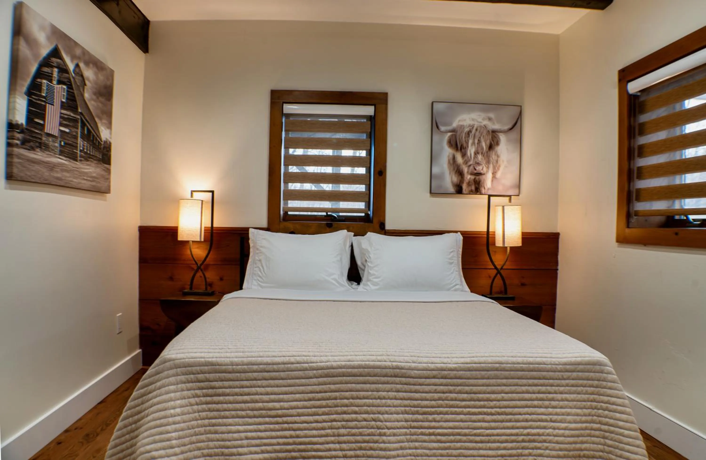 Bed in Chimney Hill Estate Inn