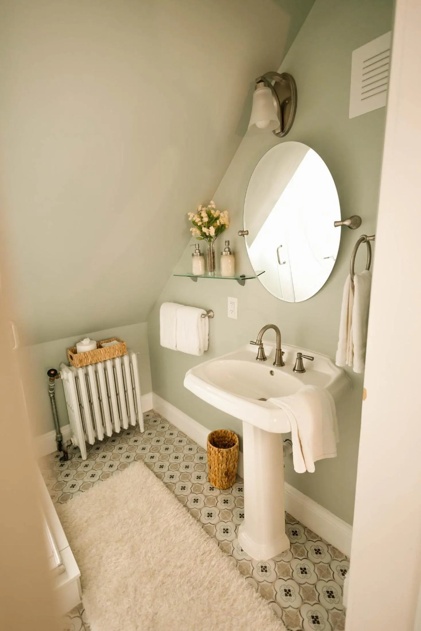 Chimney Hill Estate Inn