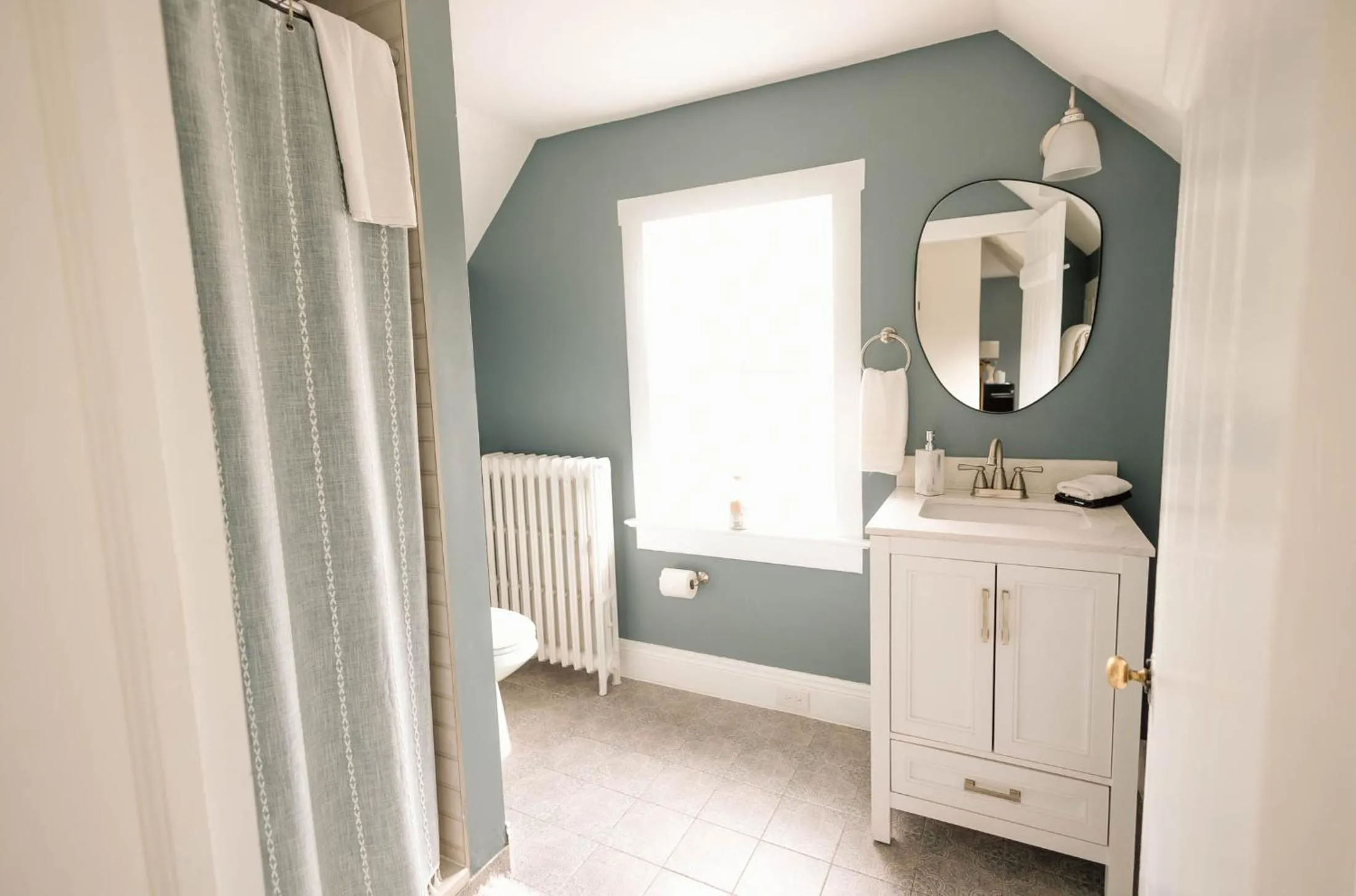 Chimney Hill Estate Inn