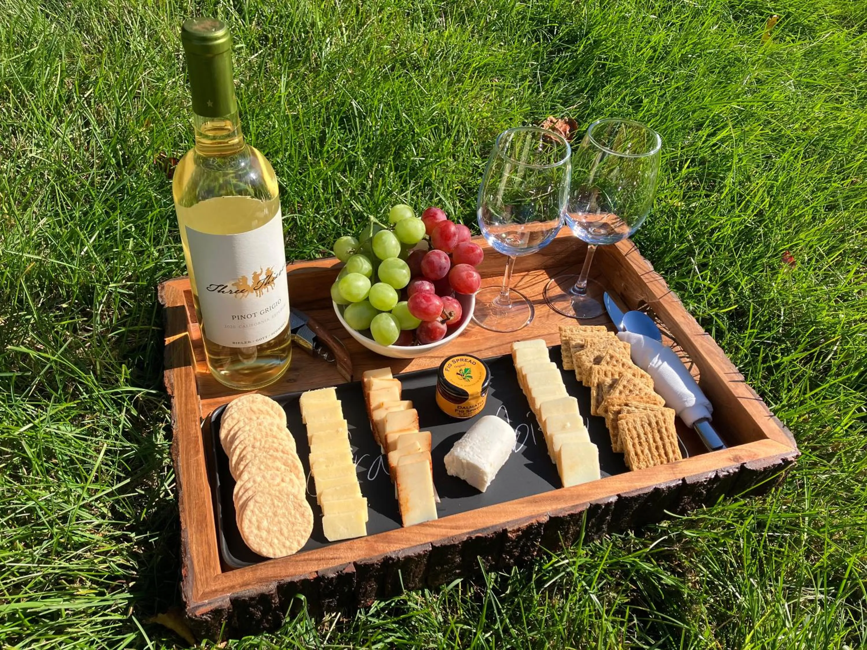 Food and drinks in Chimney Hill Estate Inn