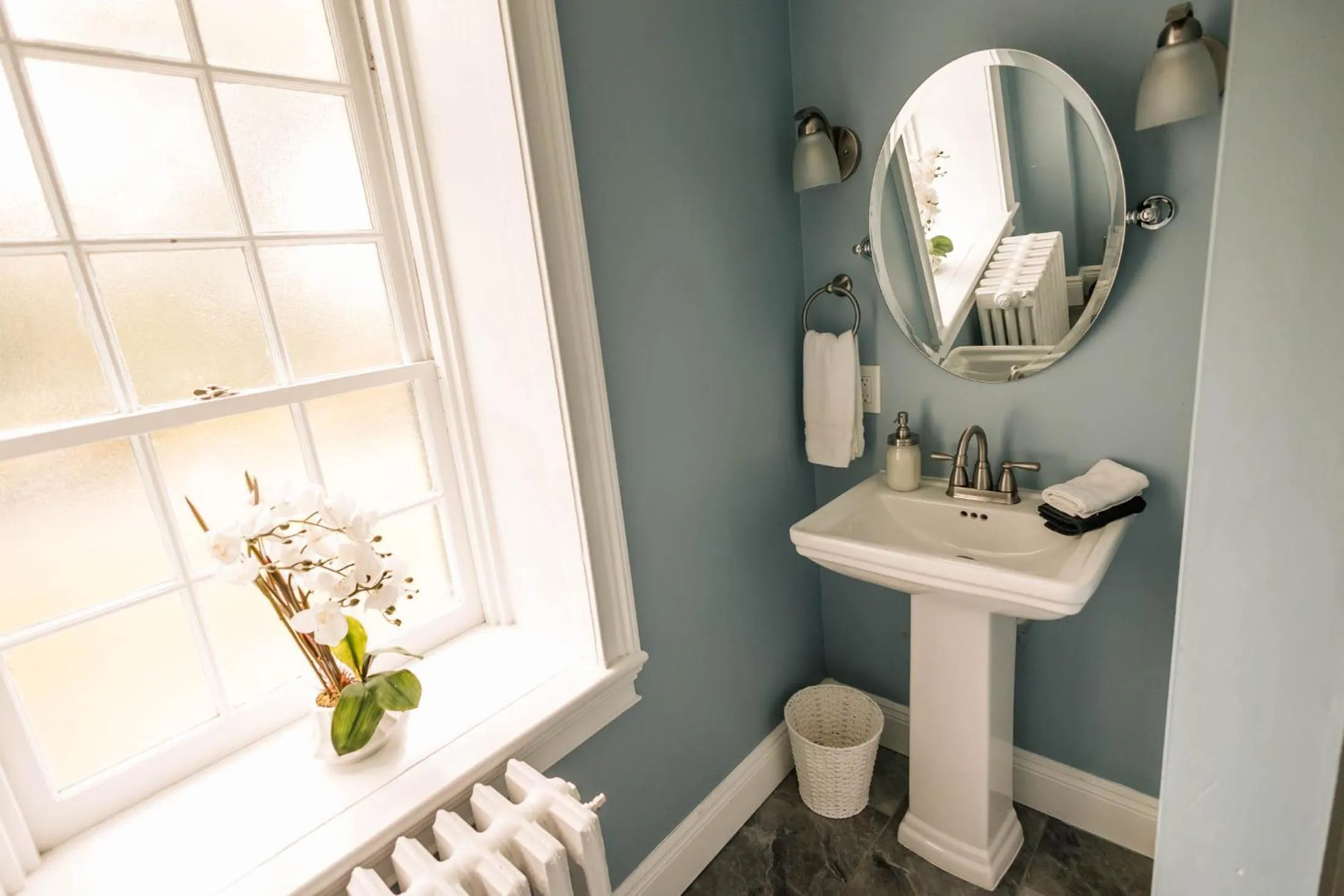 Chimney Hill Estate Inn