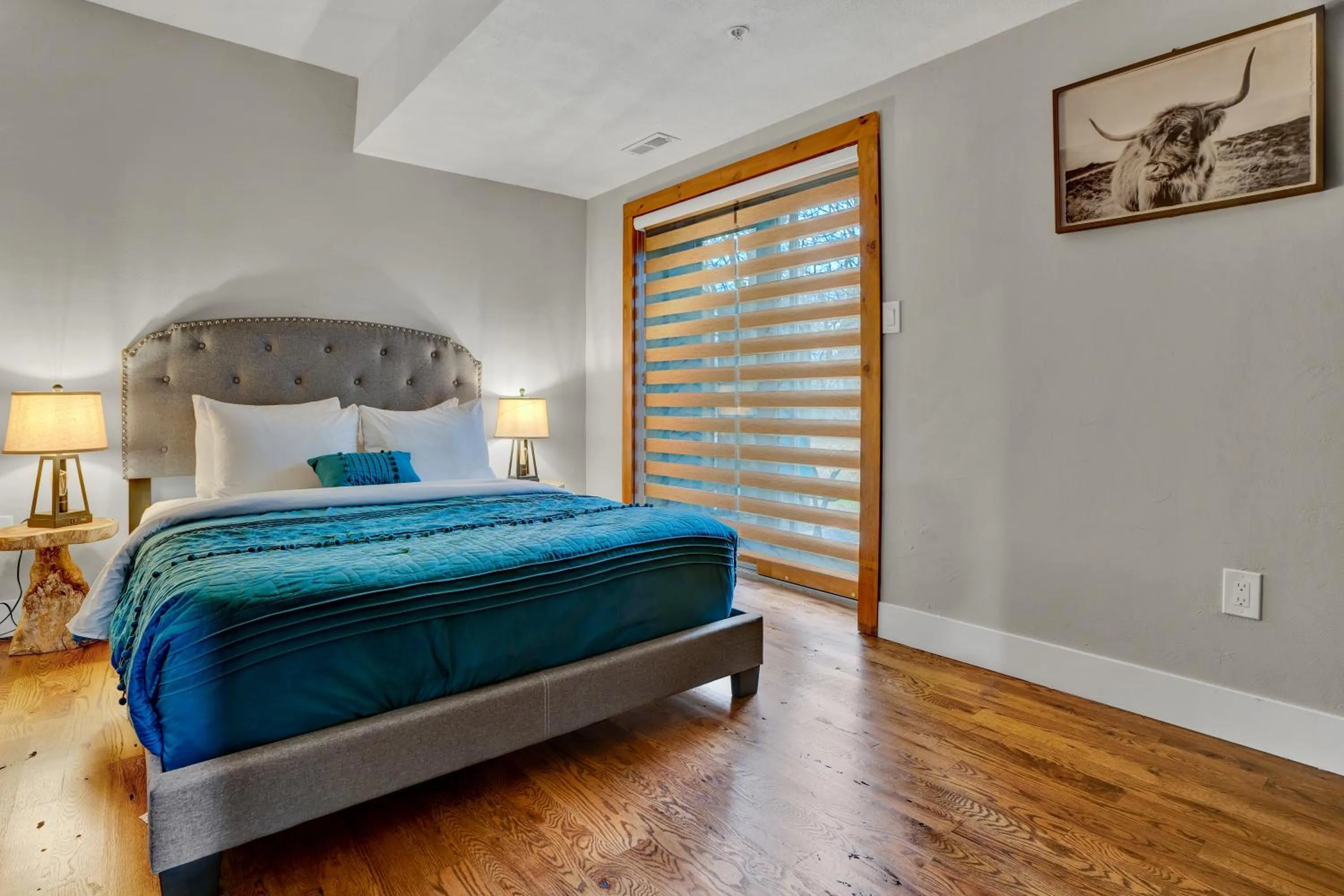 Bed in Chimney Hill Estate Inn