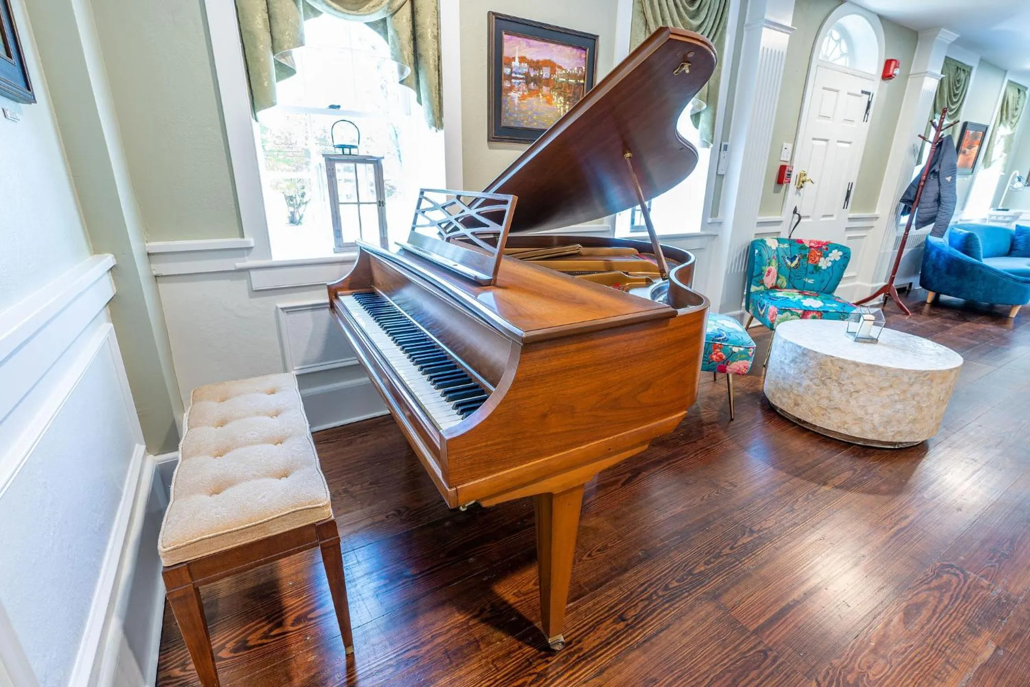 Property building in Chimney Hill Estate Inn