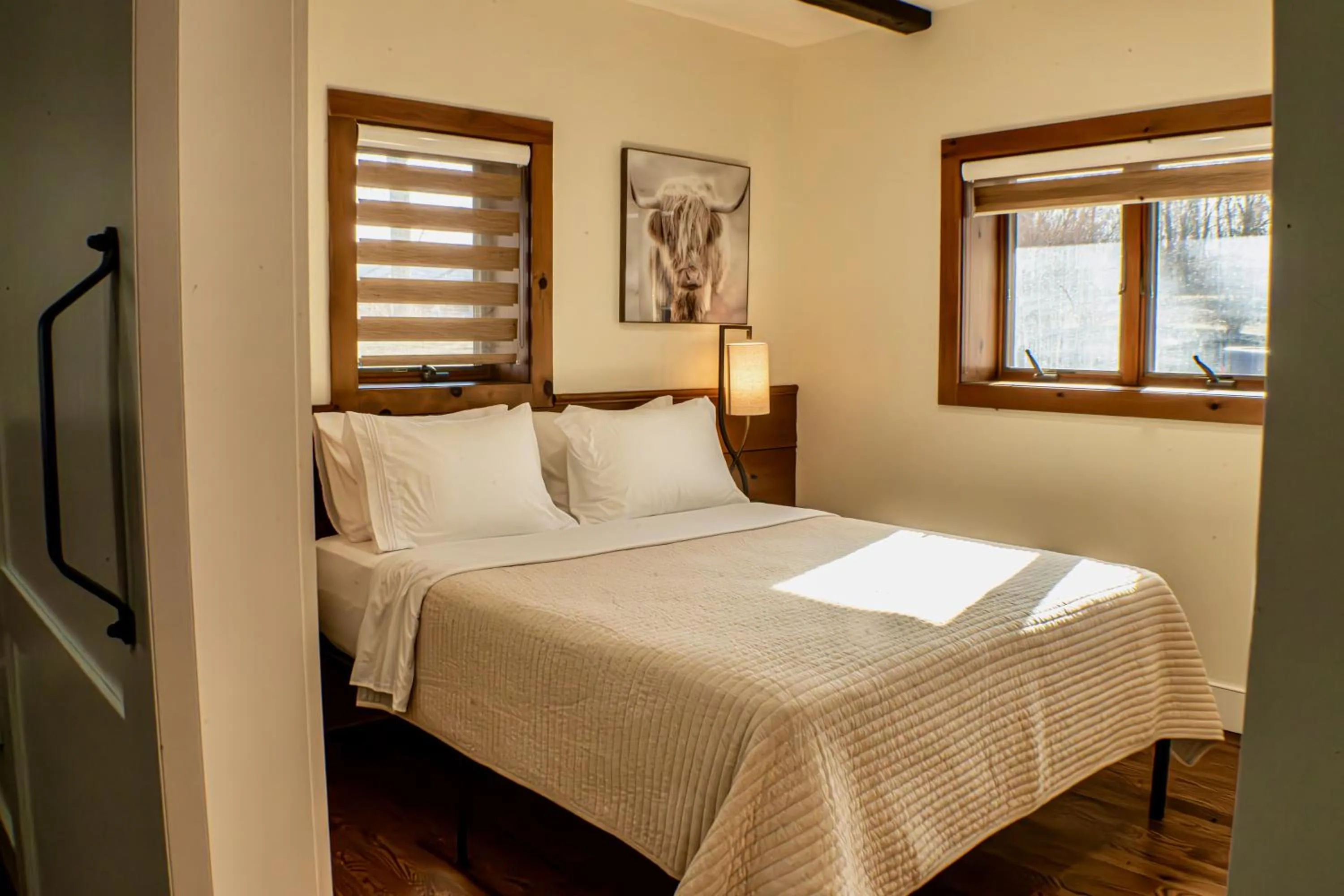 Bed in Chimney Hill Estate Inn