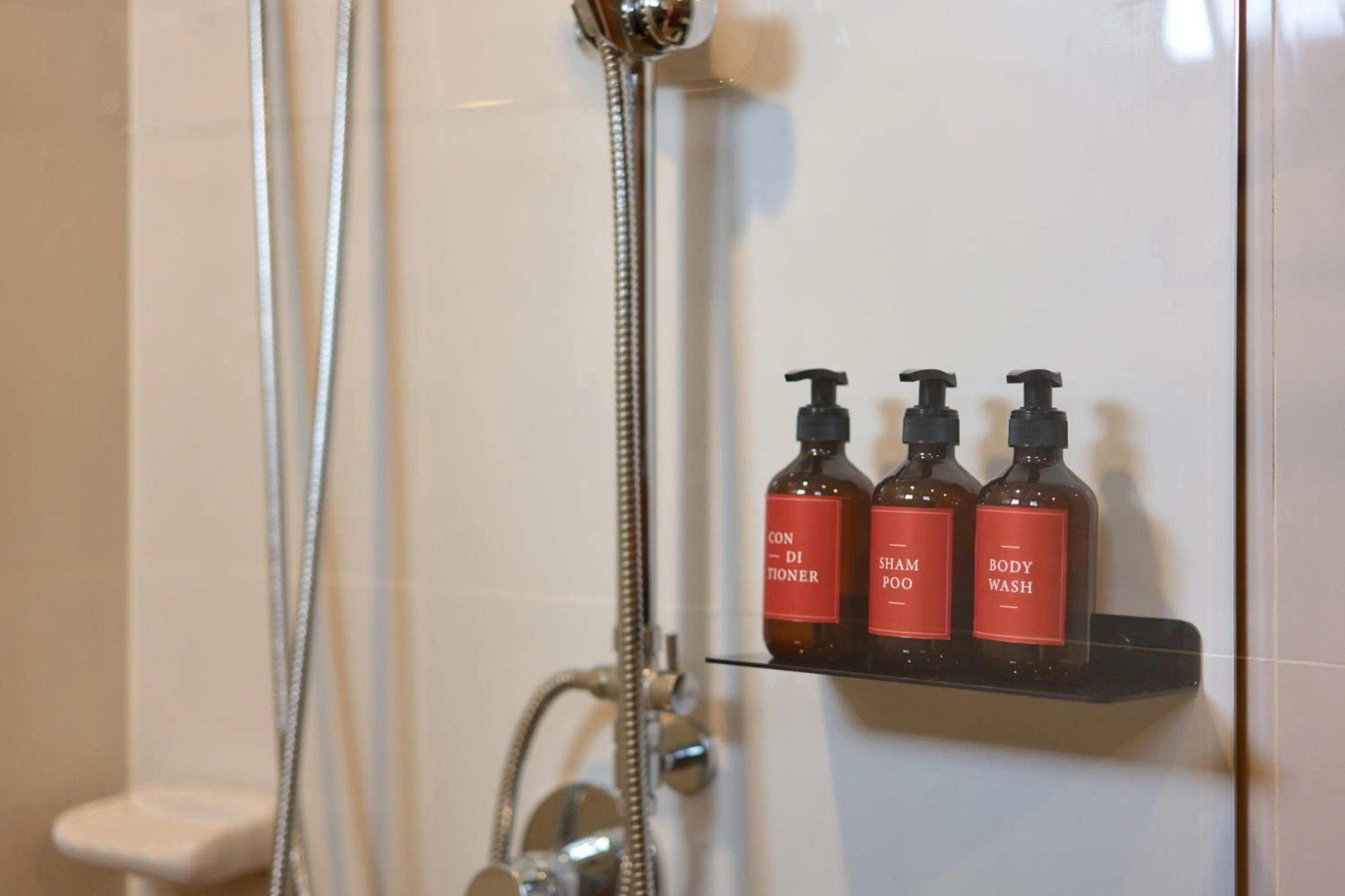 Bathroom in Be Phrasingh Hotel Chiang Mai